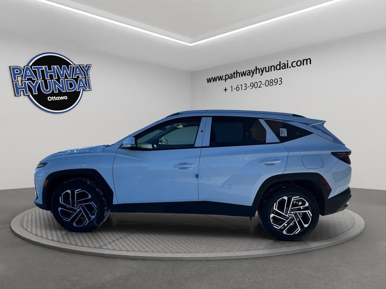 2026 Hyundai Tucson Hybrid Night Edition Photo