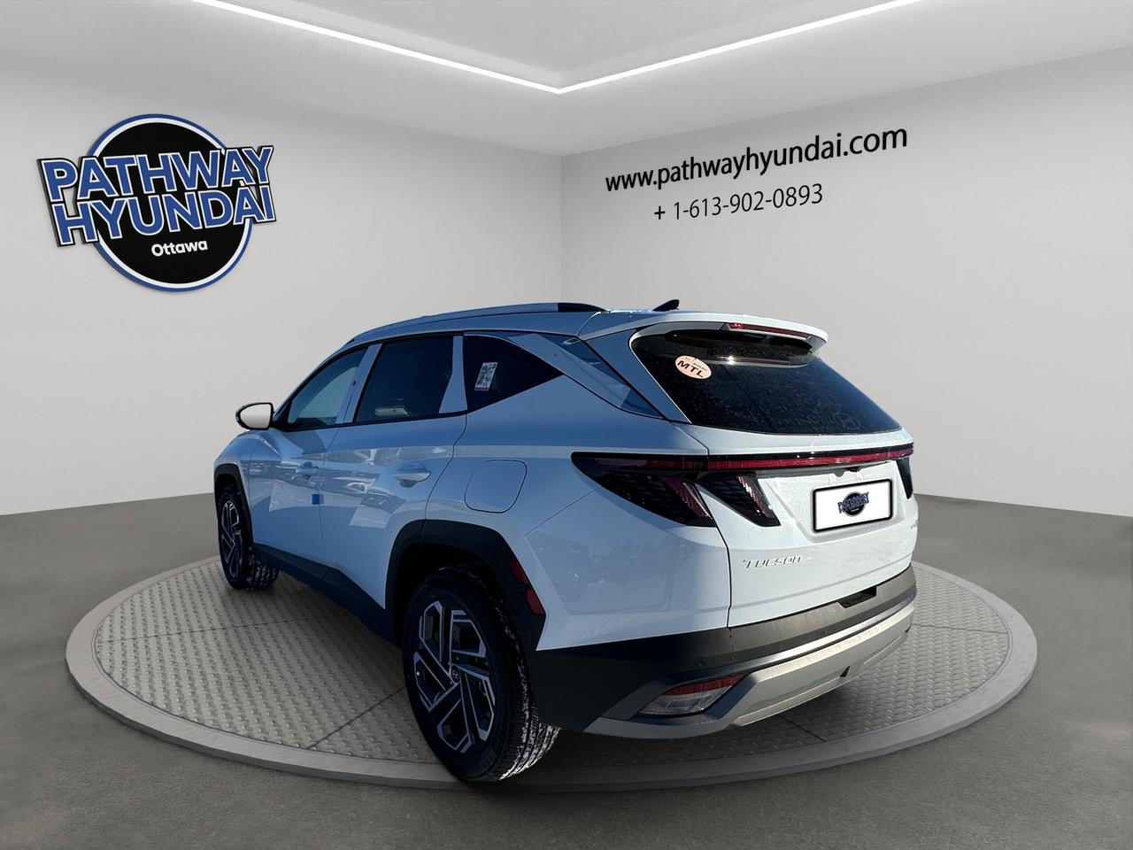 2026 Hyundai Tucson Hybrid Night Edition Photo