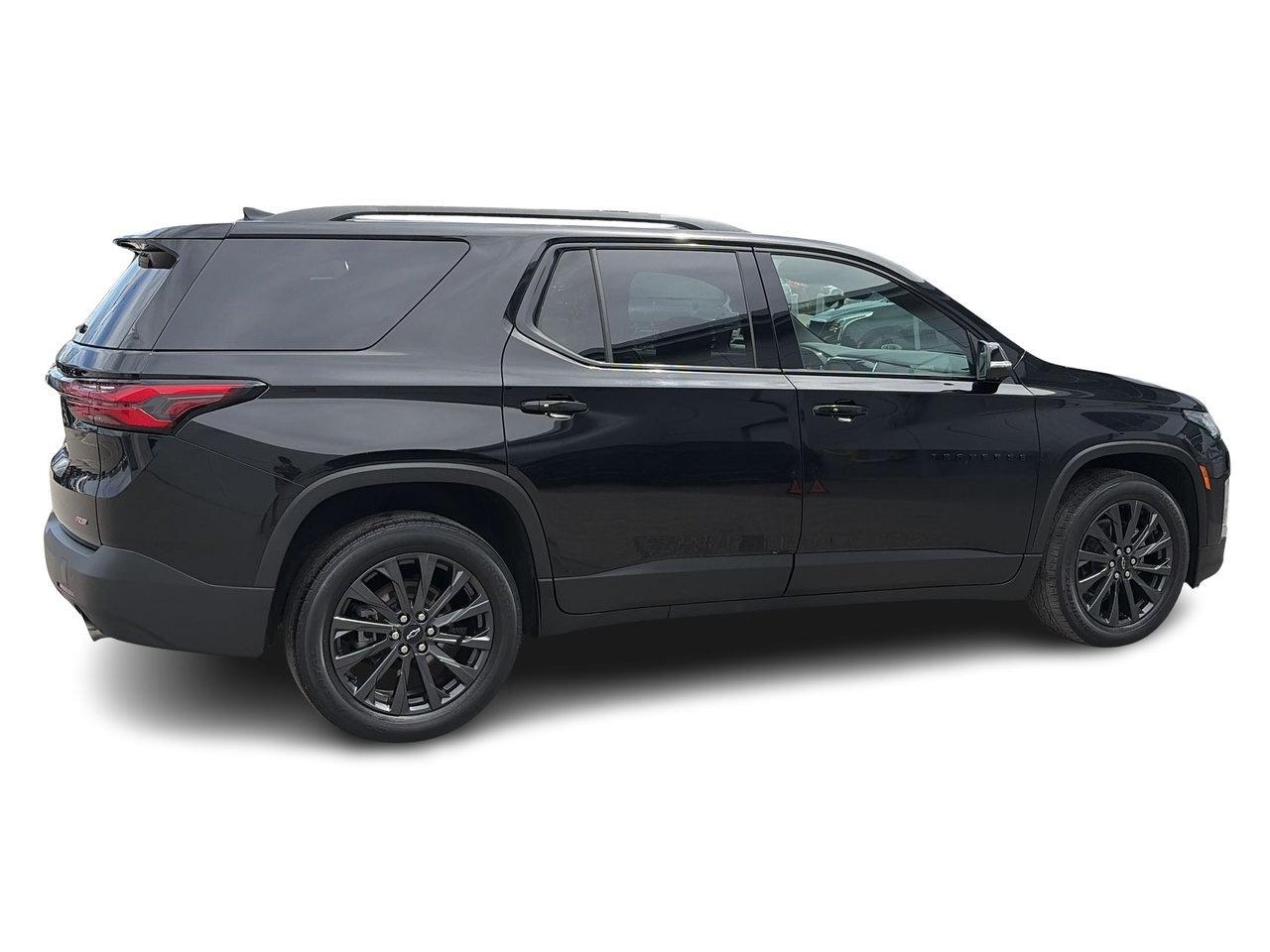 2022 Chevrolet Traverse AWD RS New Tires! Leather Sunroof BOSE Audio Capta Photo