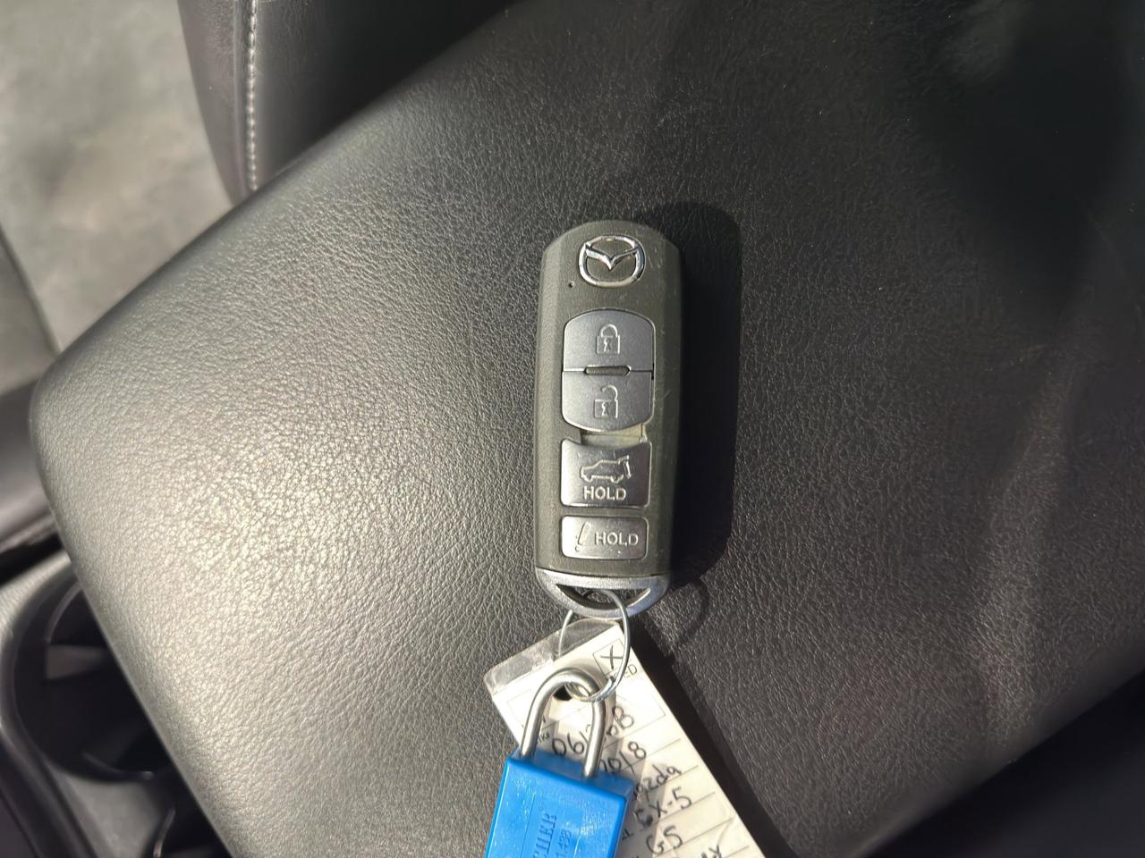 2018 Mazda CX-5 GS | Reverse Cam | Heated Seats Photo
