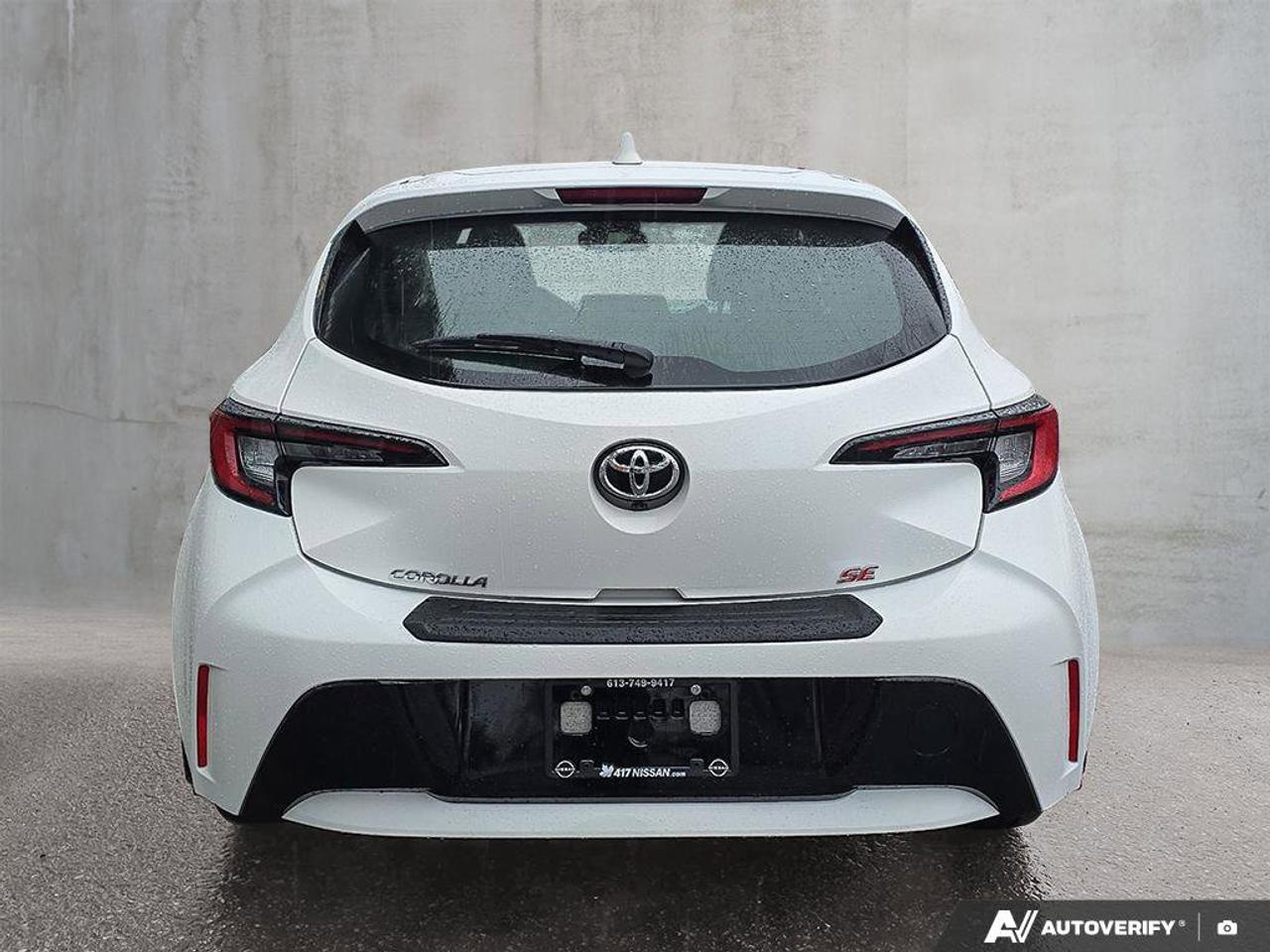 2025 Toyota Corolla Hatchback SE | Wireless Apple Car Play | Android Auto | Heated Seats | Photo2