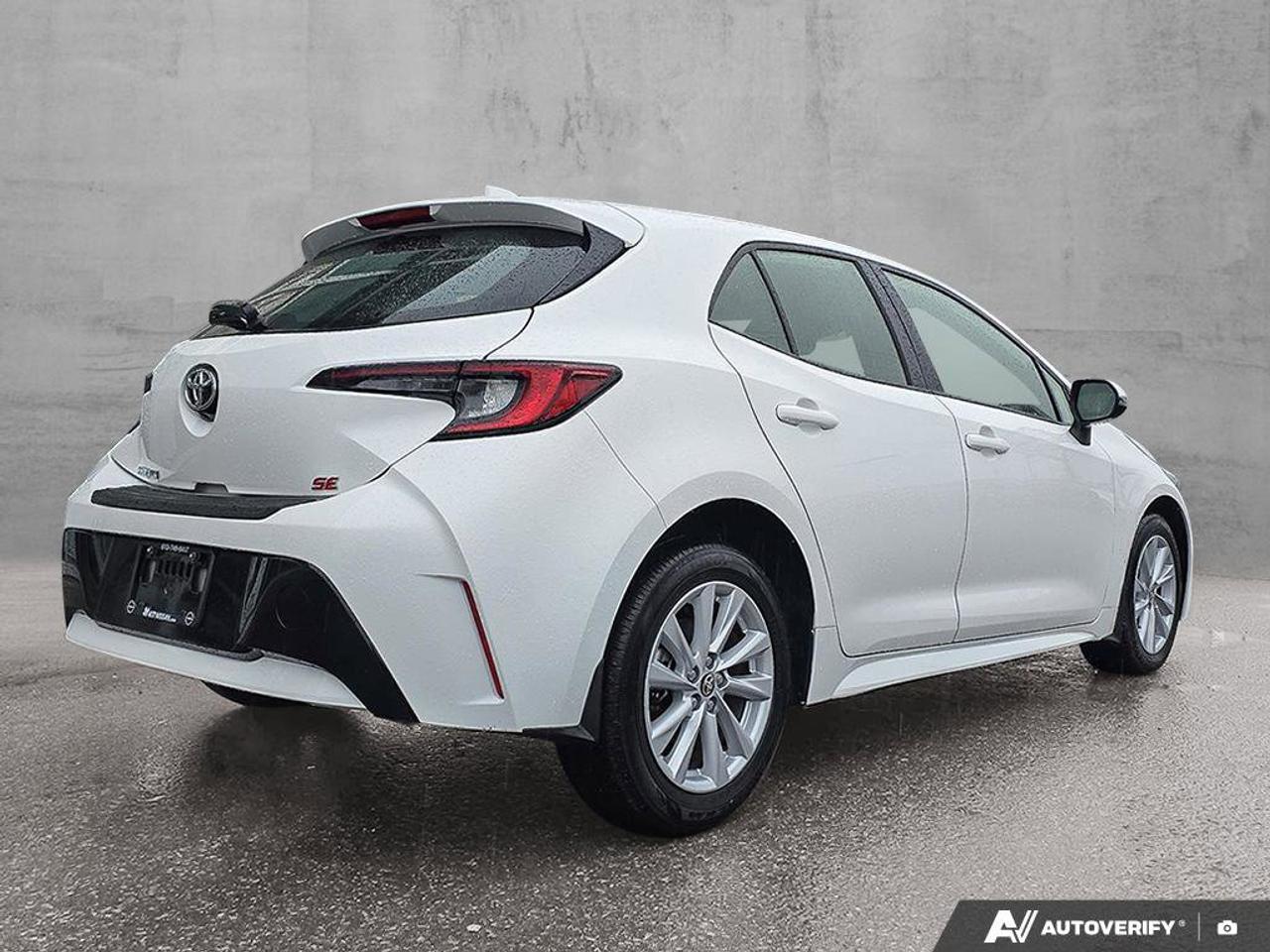 2025 Toyota Corolla Hatchback SE | Wireless Apple Car Play | Android Auto | Heated Seats | Photo3