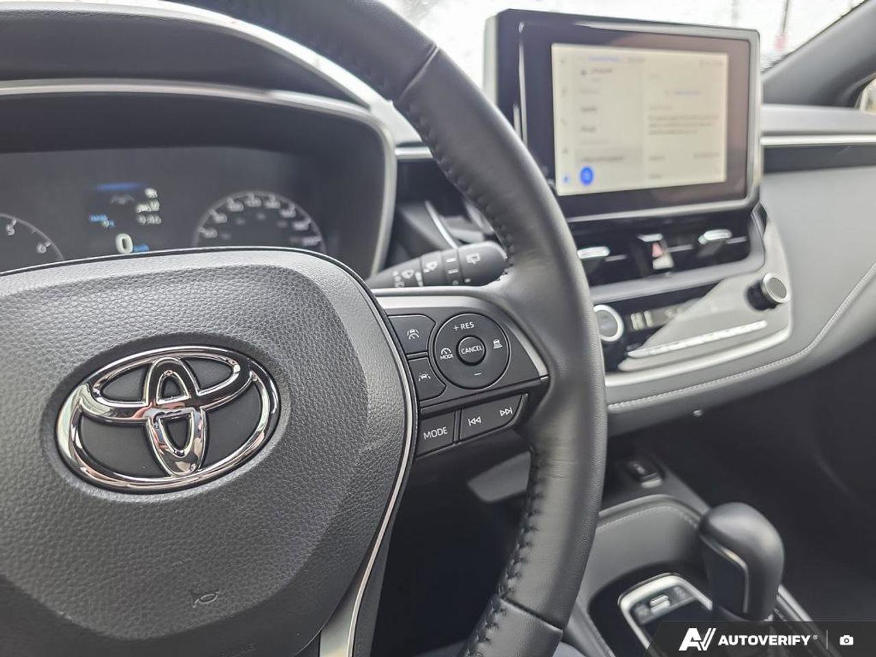 2025 Toyota Corolla Hatchback SE | Wireless Apple Car Play | Android Auto | Heated Seats | Photo