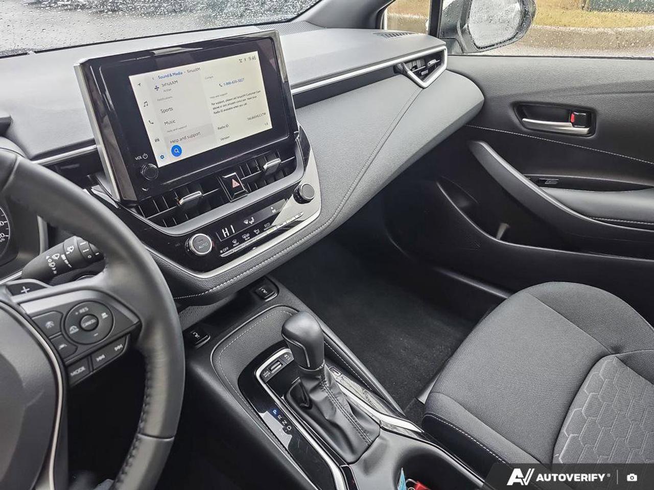 2025 Toyota Corolla Hatchback SE | Wireless Apple Car Play | Android Auto | Heated Seats | Photo