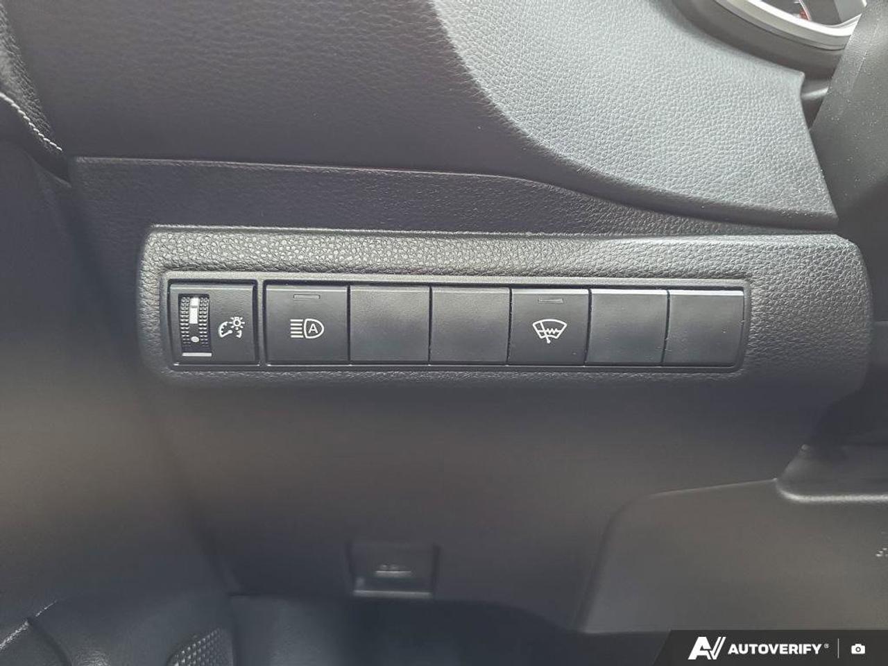 2025 Toyota Corolla Hatchback SE | Wireless Apple Car Play | Android Auto | Heated Seats | Photo