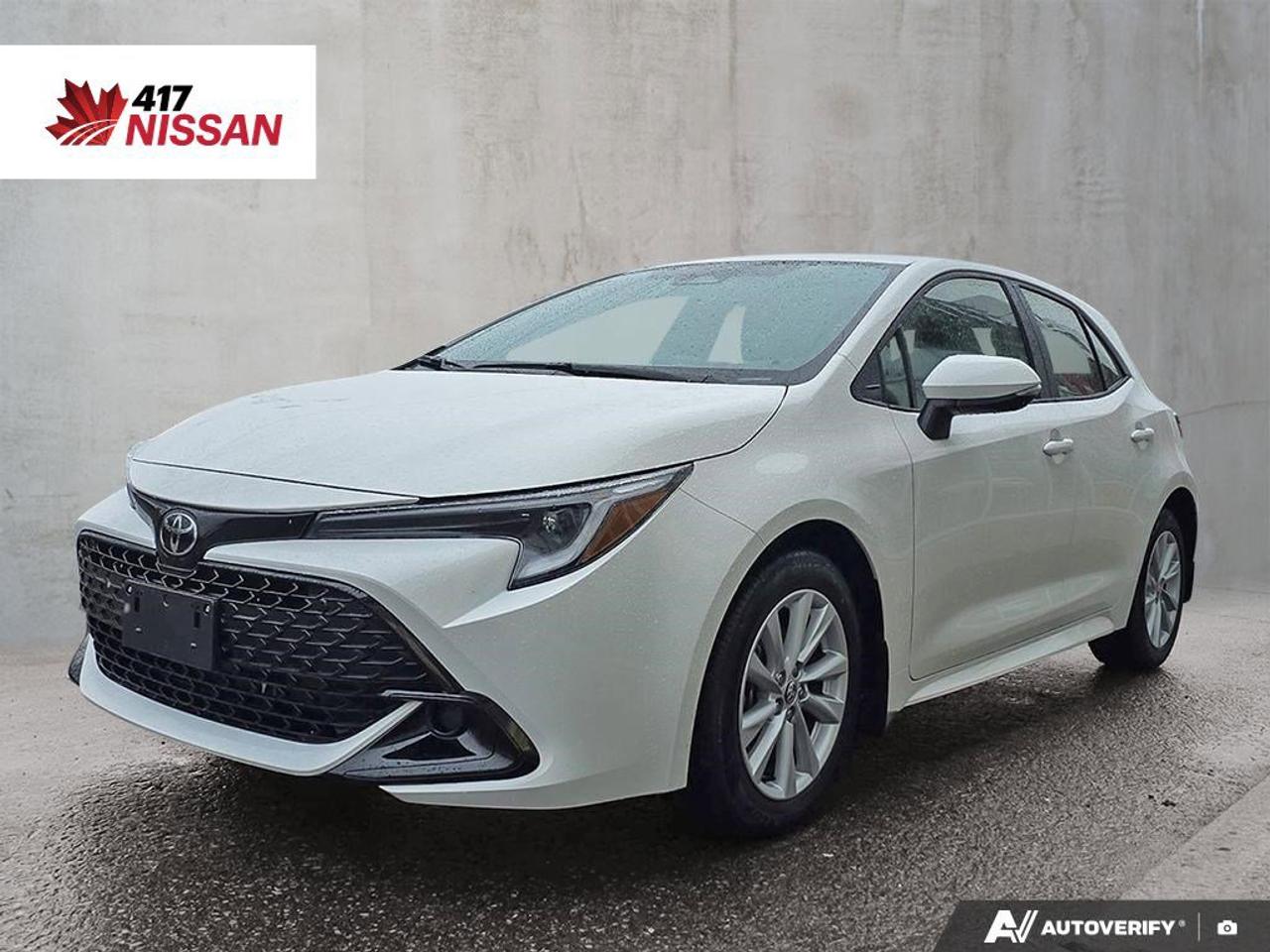 2025 Toyota Corolla Hatchback SE | Wireless Apple Car Play | Android Auto | Heated Seats | Photo