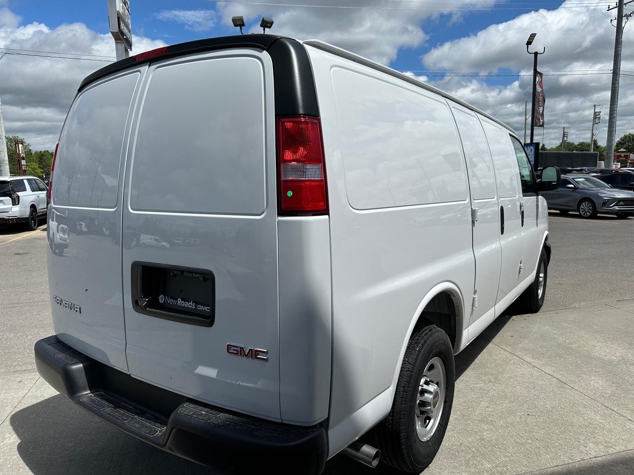 2026 GMC Savana 2500 Work Van Rear-Wheel Drive Cargo Van Photo