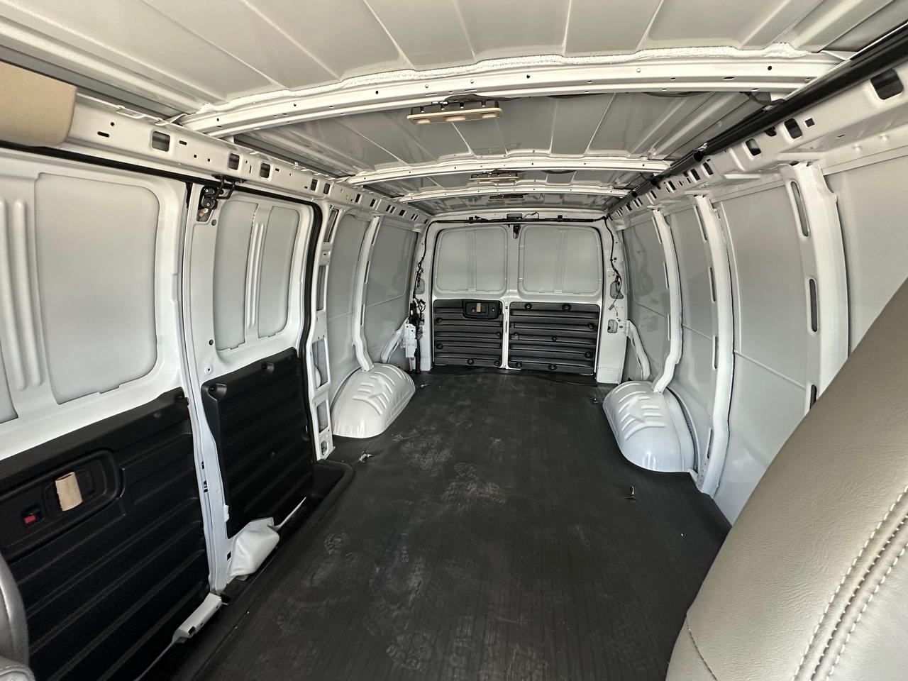 2026 GMC Savana 2500 Work Van Rear-Wheel Drive Cargo Van Photo