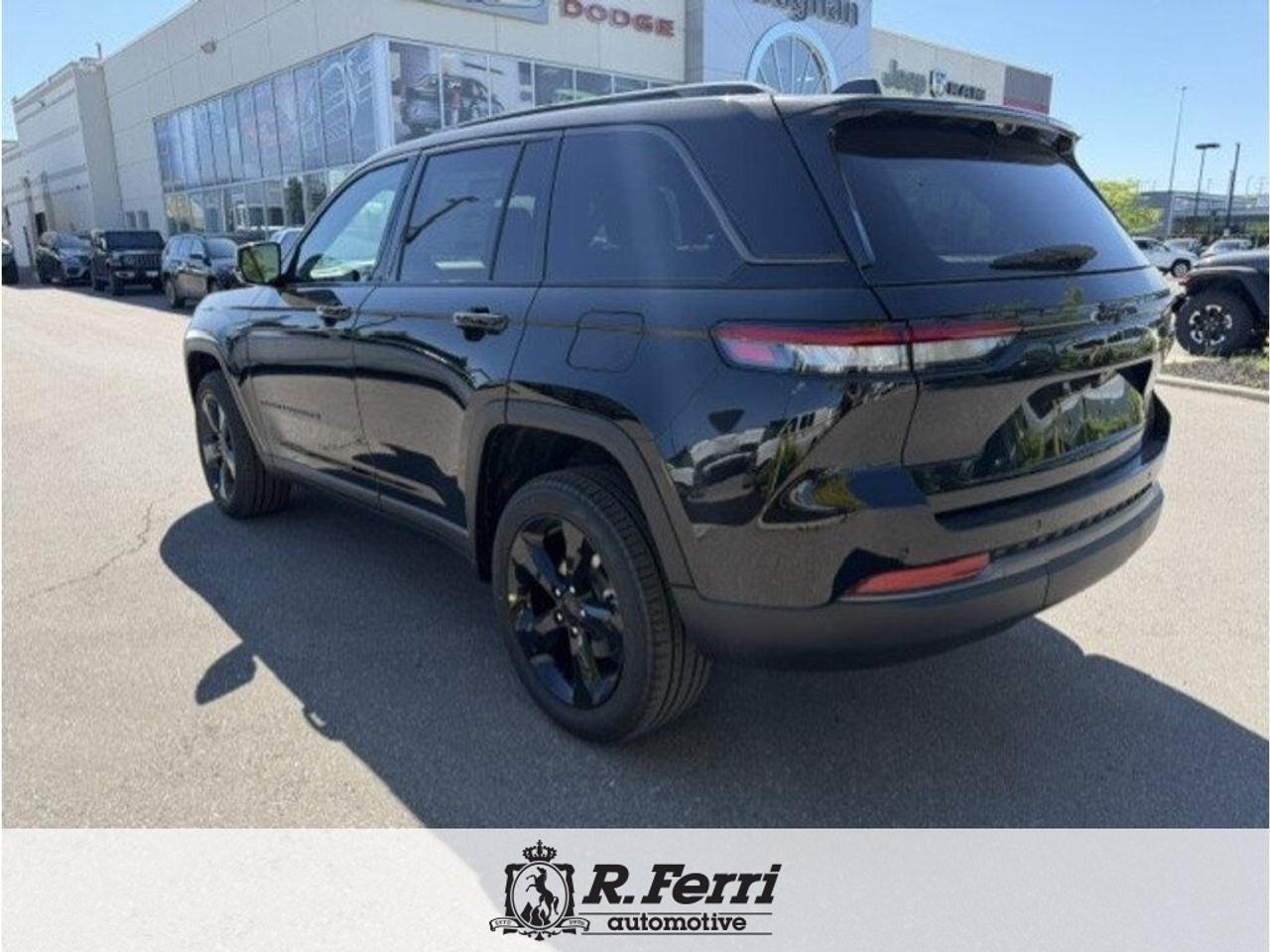2026 Jeep Grand Cherokee Base 4dr 4x4 Photo2