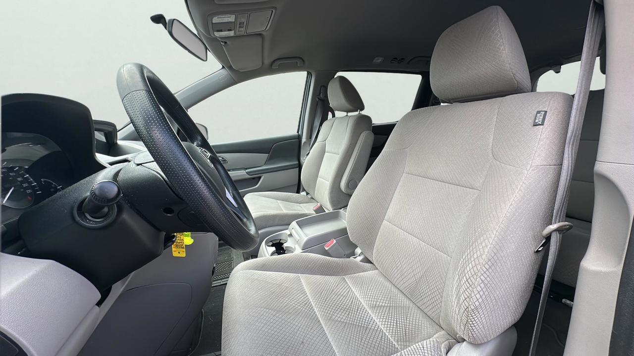 2016 Honda Odyssey 4DR WGN SE Photo