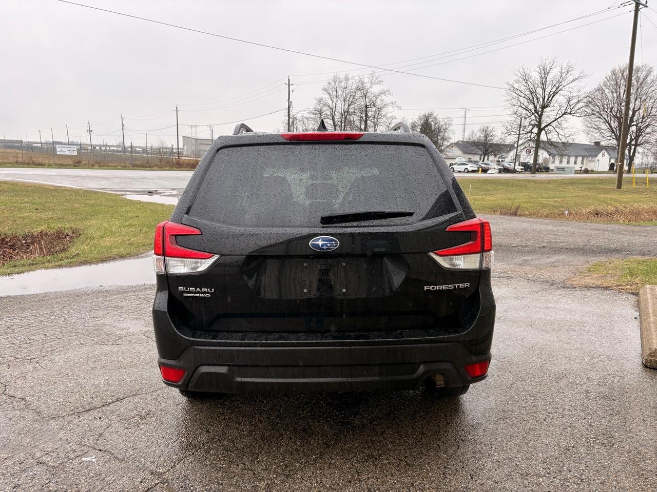 2021 Subaru Forester 2.5i Photo4