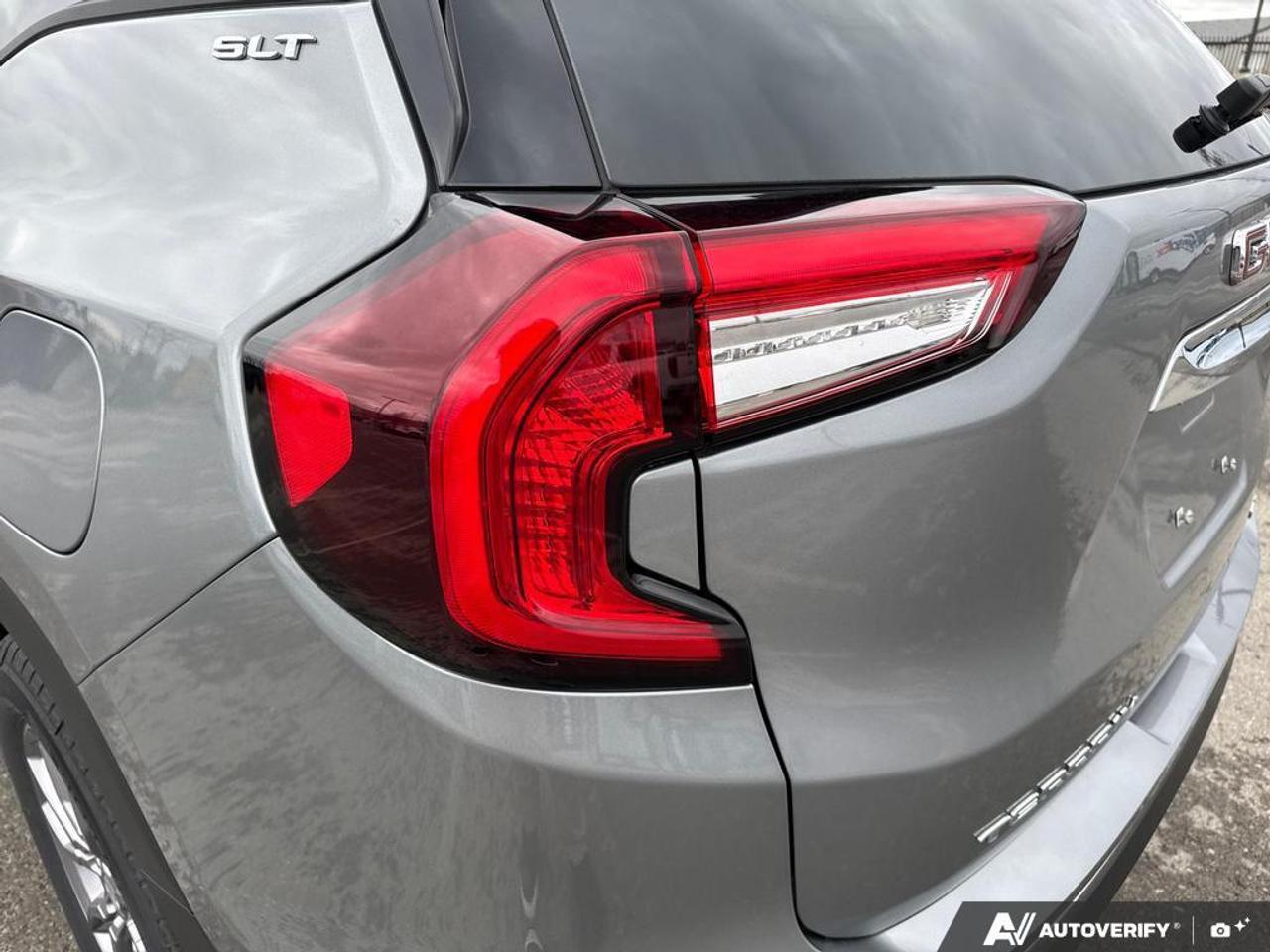 2024 GMC Terrain SLT AWD   NO CLAIMS   LEATHER   HTD WHEEL Photo