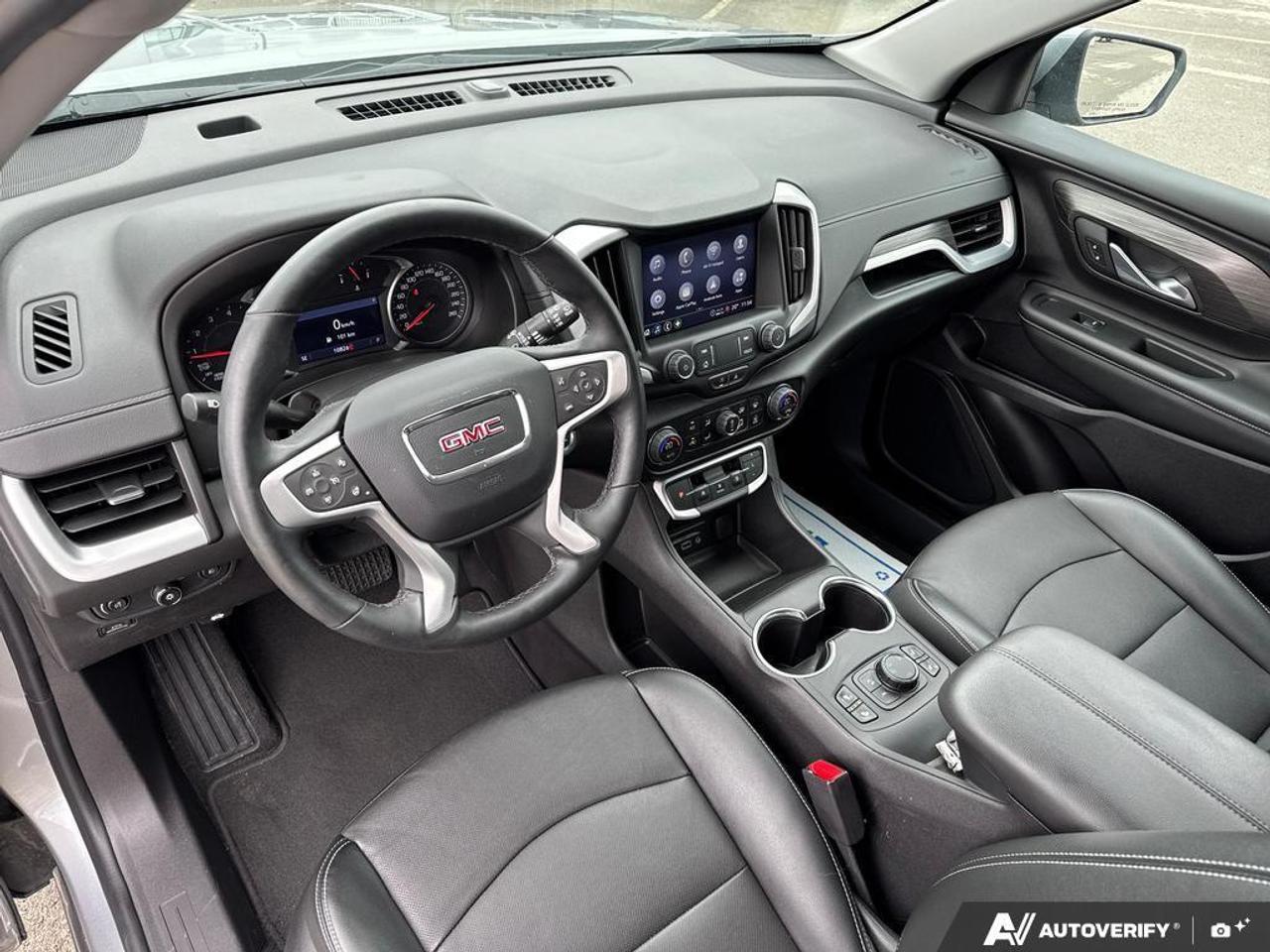 2024 GMC Terrain SLT AWD   NO CLAIMS   LEATHER   HTD WHEEL Photo