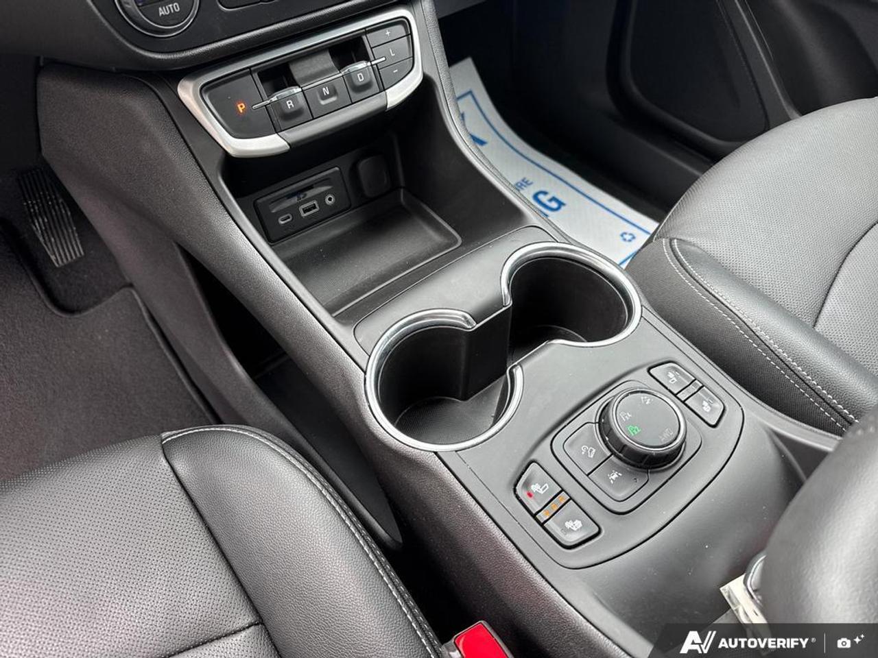 2024 GMC Terrain SLT AWD   NO CLAIMS   LEATHER   HTD WHEEL Photo