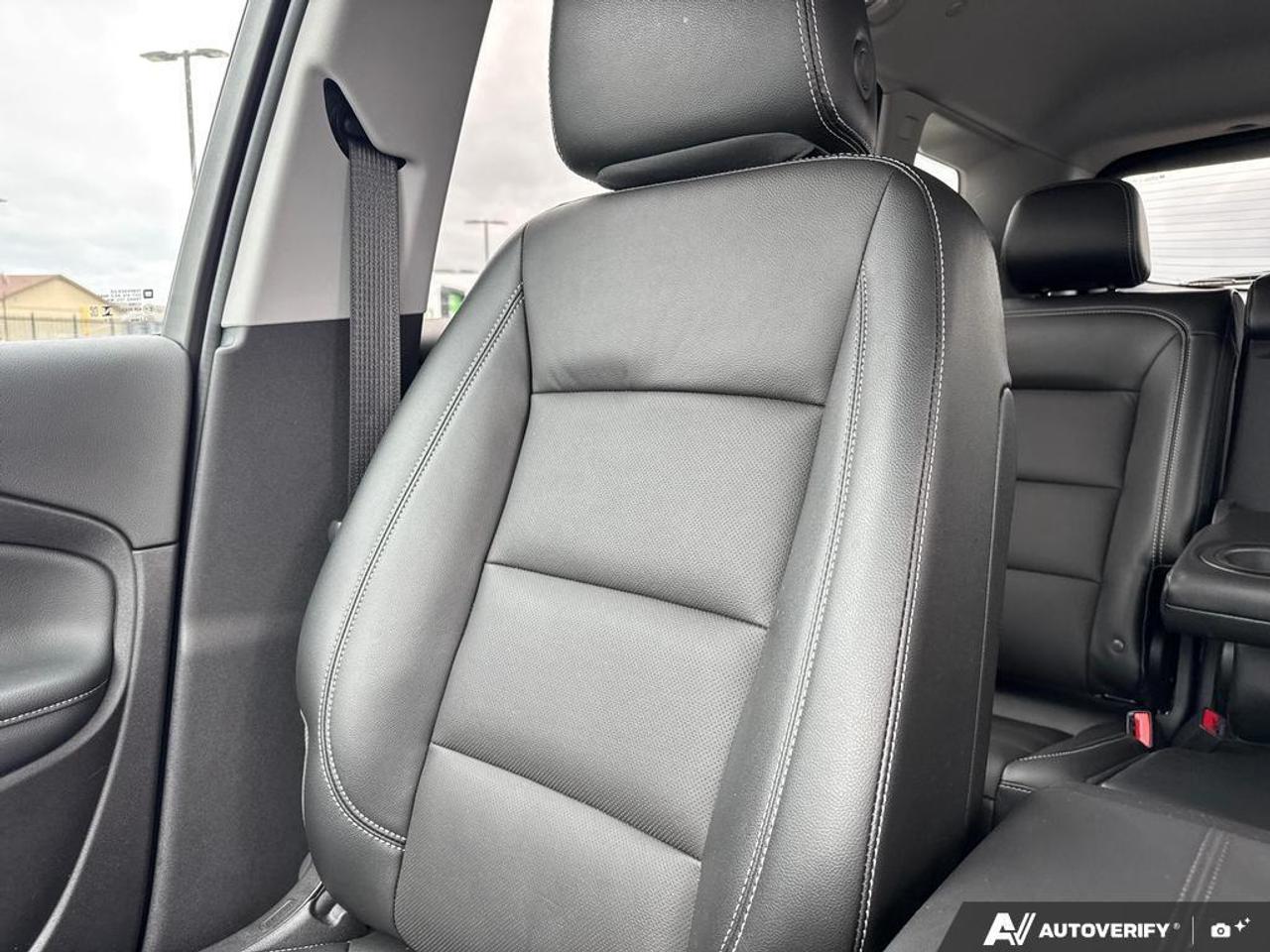 2024 GMC Terrain SLT AWD   NO CLAIMS   LEATHER   HTD WHEEL Photo