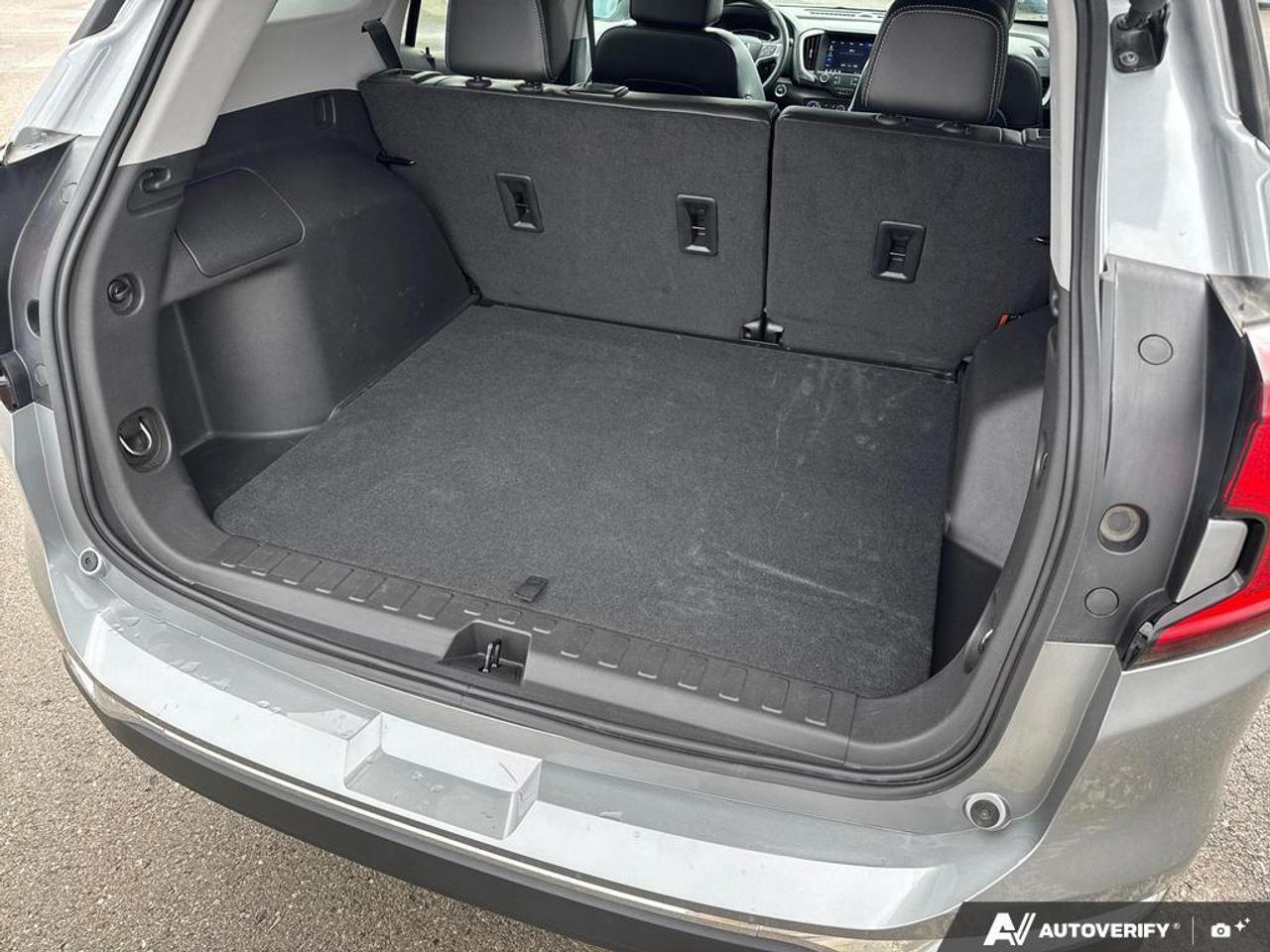 2024 GMC Terrain SLT AWD   NO CLAIMS   LEATHER   HTD WHEEL Photo