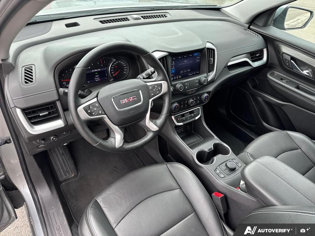 2024 GMC Terrain SLT AWD   NO CLAIMS   LEATHER   HTD WHEEL Photo