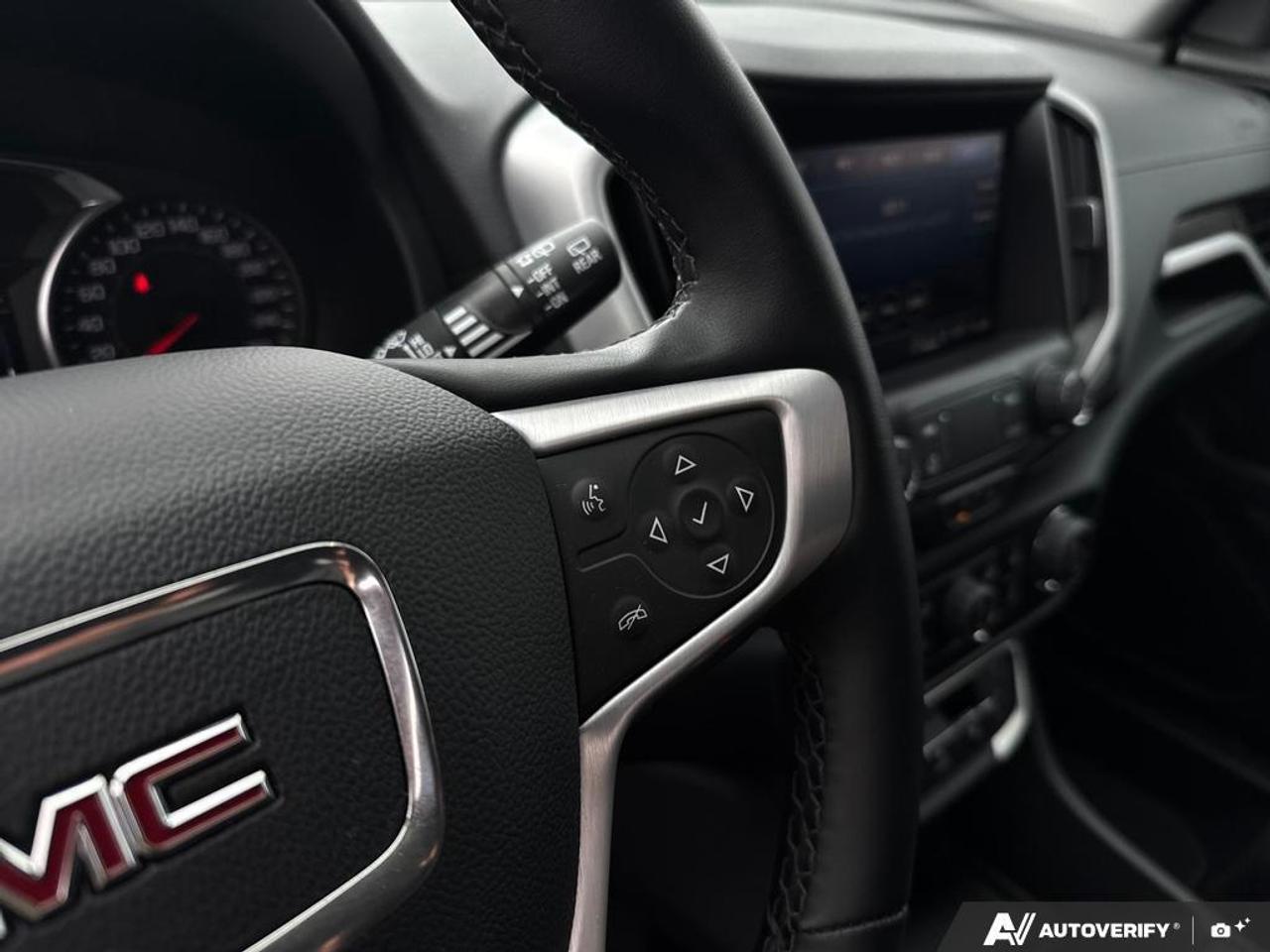 2024 GMC Terrain SLT AWD   NO CLAIMS   LEATHER   HTD WHEEL Photo