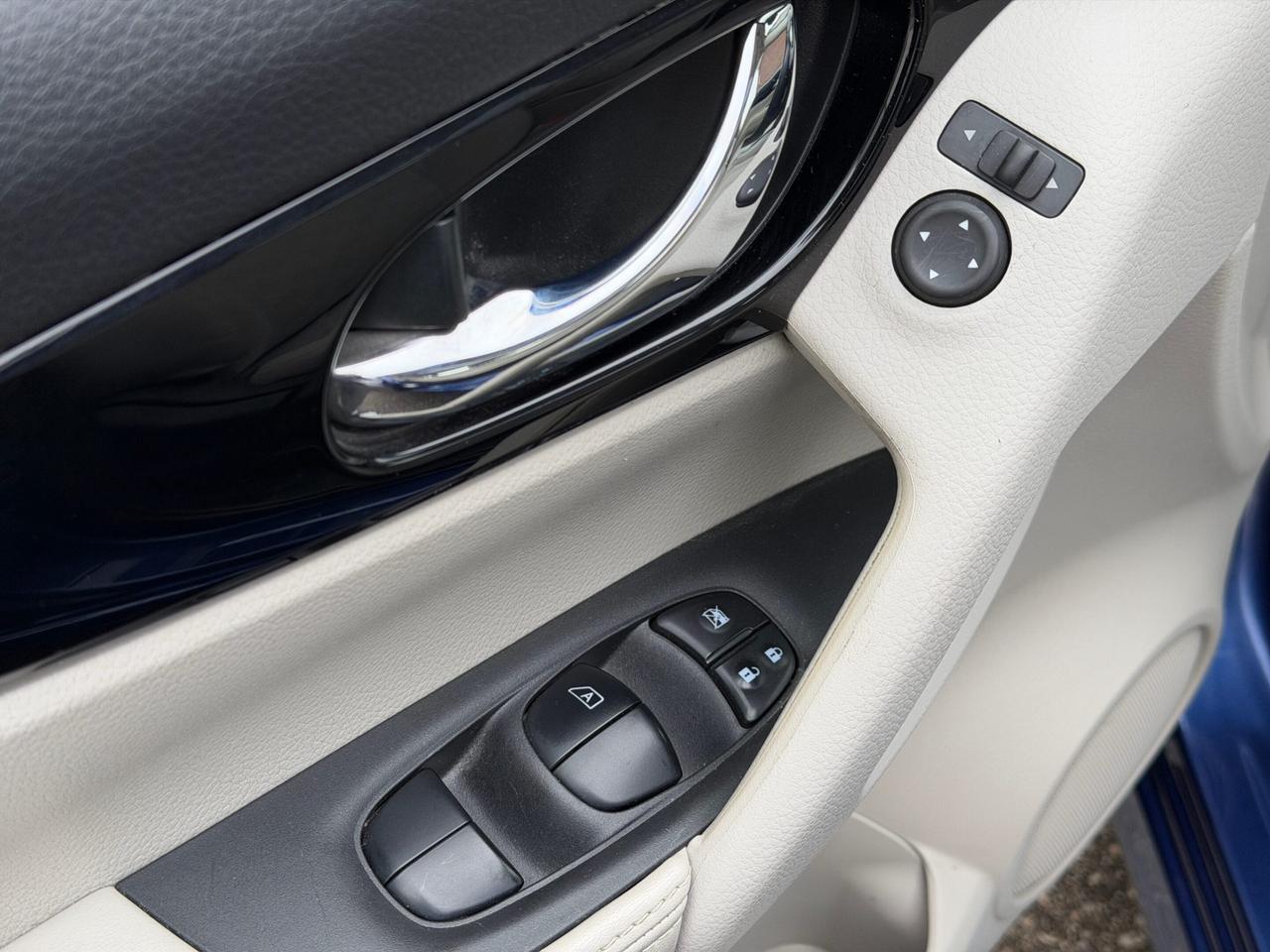 2022 Nissan Qashqai SV   AWD    SUNROOF   NO ACCIDENT Photo