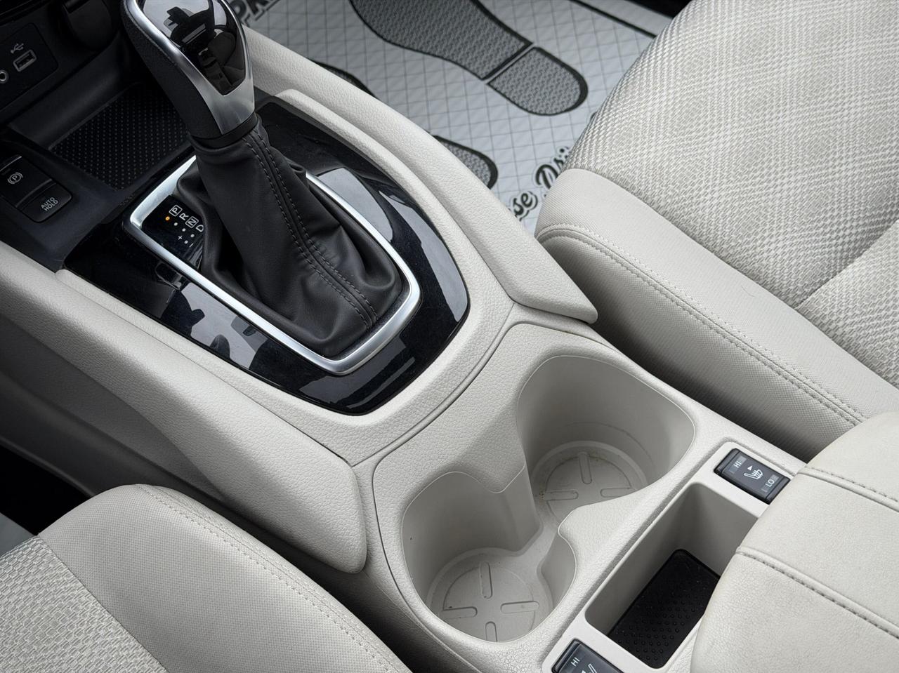 2022 Nissan Qashqai SV   AWD    SUNROOF   NO ACCIDENT Photo