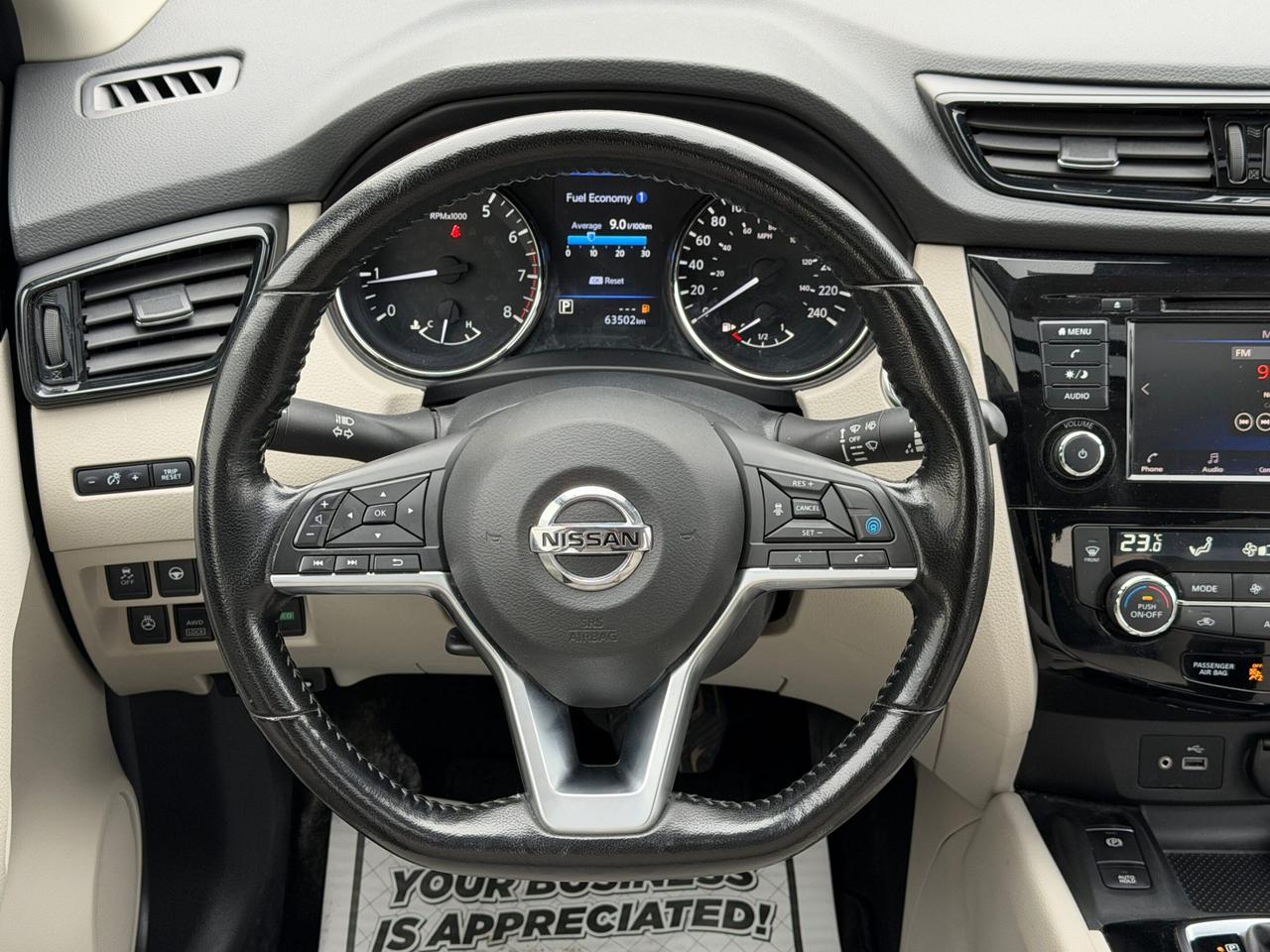 2022 Nissan Qashqai SV   AWD    SUNROOF   NO ACCIDENT Photo