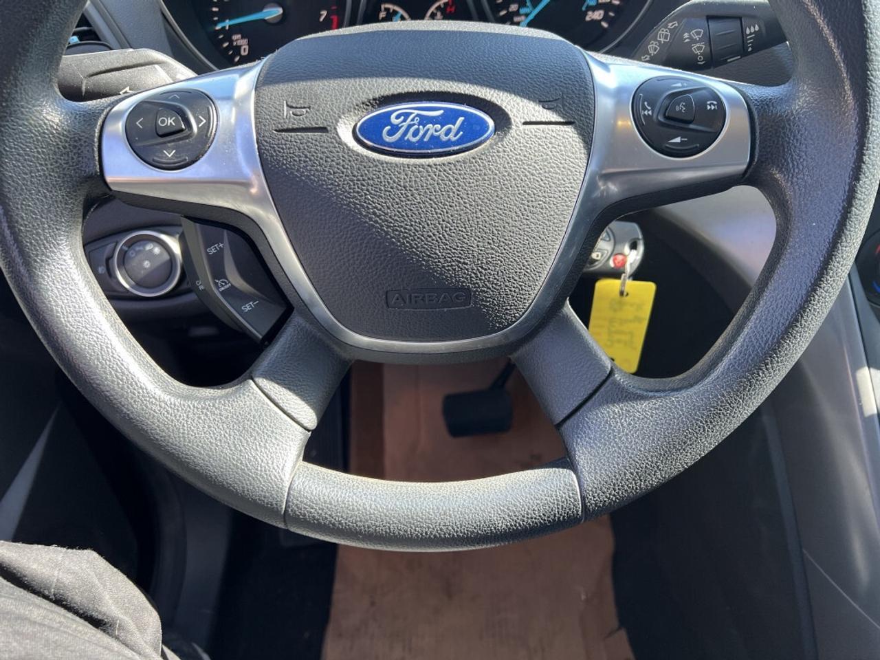 2015 Ford Escape SE 4dr AWD Automatic Photo