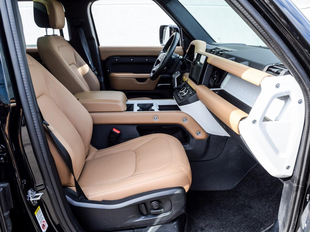2025 Land Rover Defender X-Dynamic SE Photo