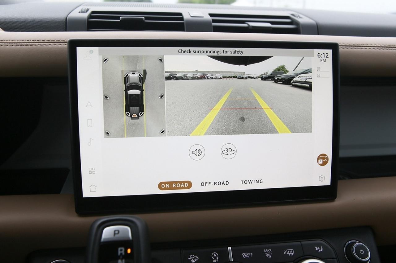2025 Land Rover Defender X-DYNAMIC SE -DYNAMIC SE Photo