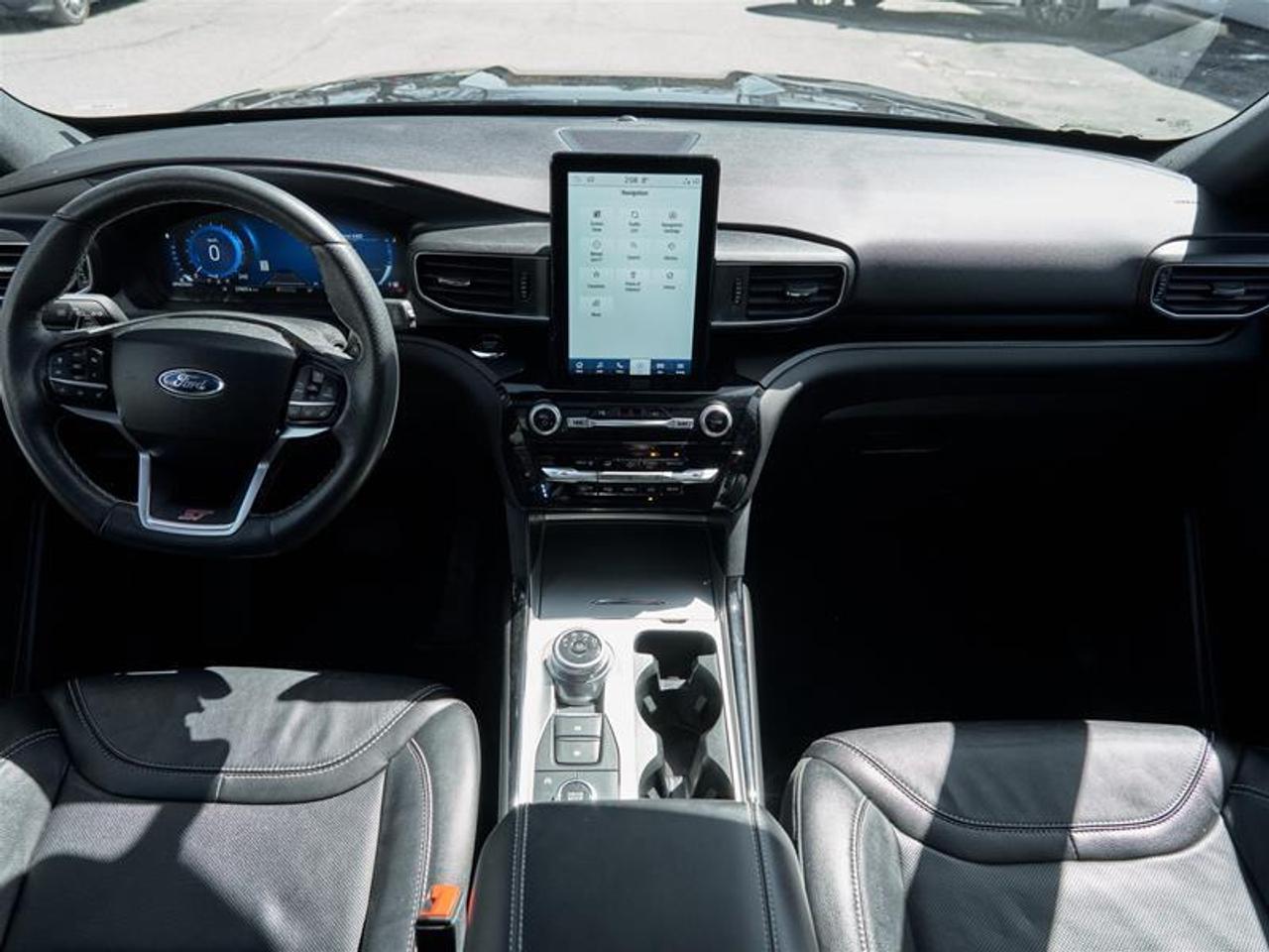 2023 Ford Explorer ST Photo