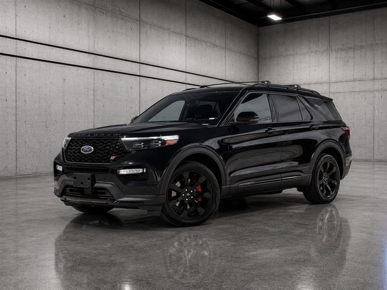 2023 Ford Explorer ST Photo