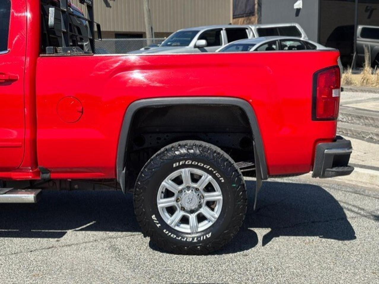 2016 GMC SIERRA 2500HD SLE 4X4 **6.6L DURAMAX DIESEL-CREW CAB-CERTIFIED** Photo
