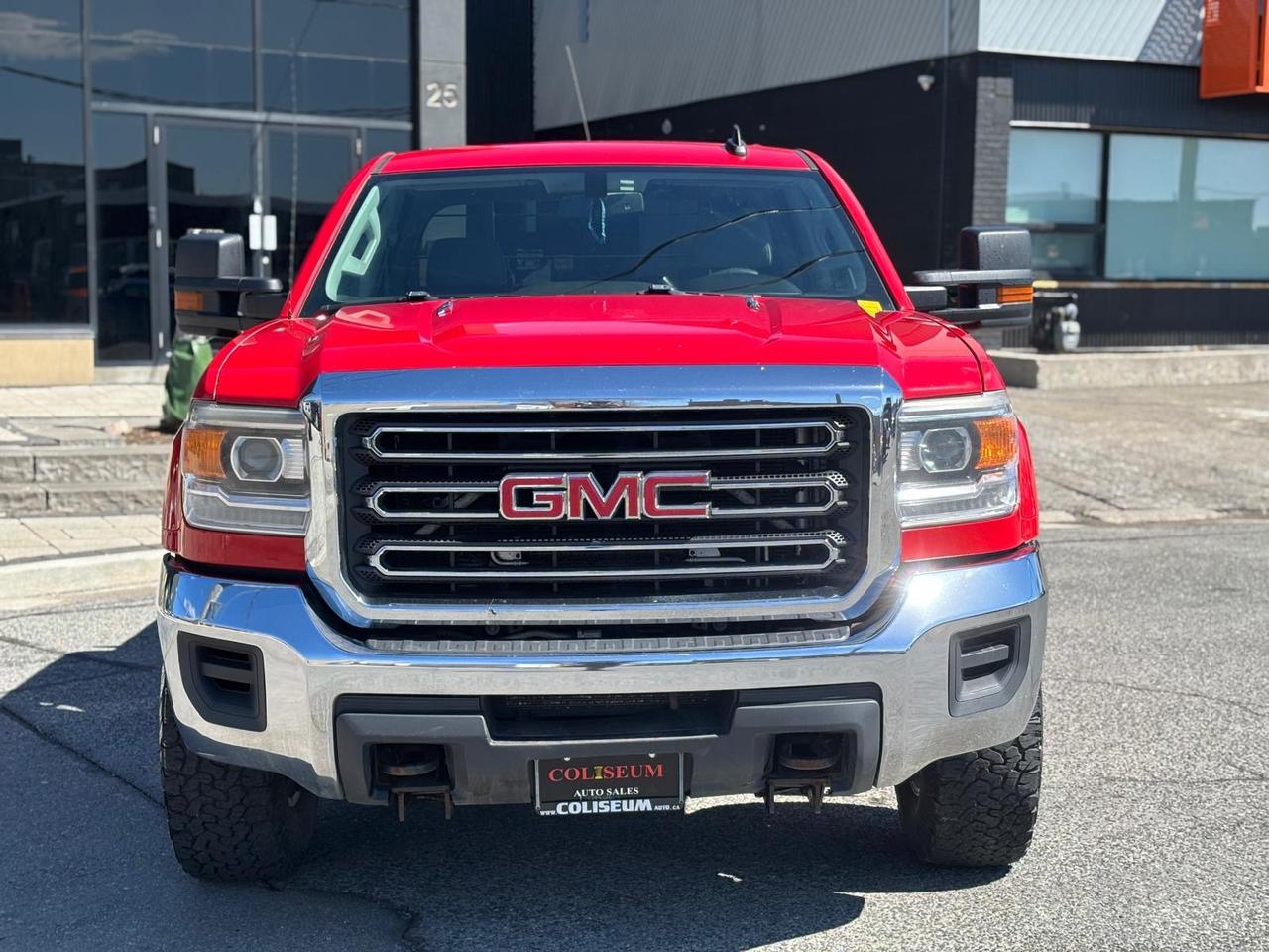 2016 GMC SIERRA 2500HD SLE 4X4 **6.6L DURAMAX DIESEL-CREW CAB-CERTIFIED** Photo