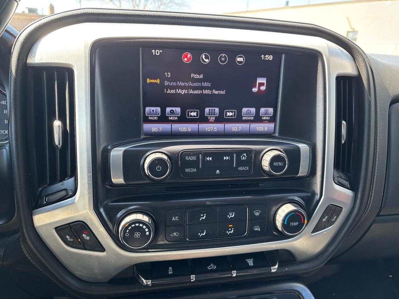 2016 GMC SIERRA 2500HD SLE 4X4 **6.6L DURAMAX DIESEL-CREW CAB-CERTIFIED** Photo