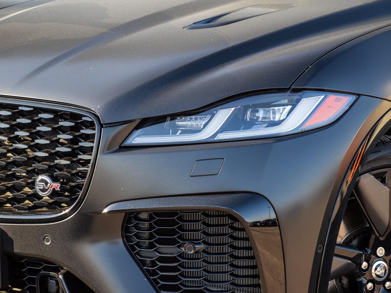 2024 Jaguar F-PACE SVR P550 Auto Photo