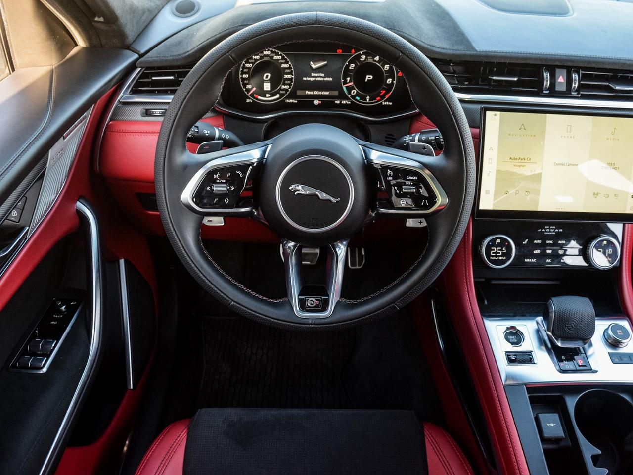 2024 Jaguar F-PACE SVR P550 Auto Photo