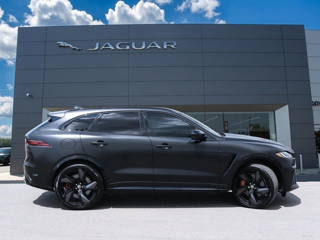 2024 Jaguar F-PACE SVR 542 HP SUPERCHARGED V8   SVR PERFORMANCE   MERIDIAN? AUDIO   PANORAMIC ROOF   ULTIMATE BRITISH PERFORMANCE SUV Photo