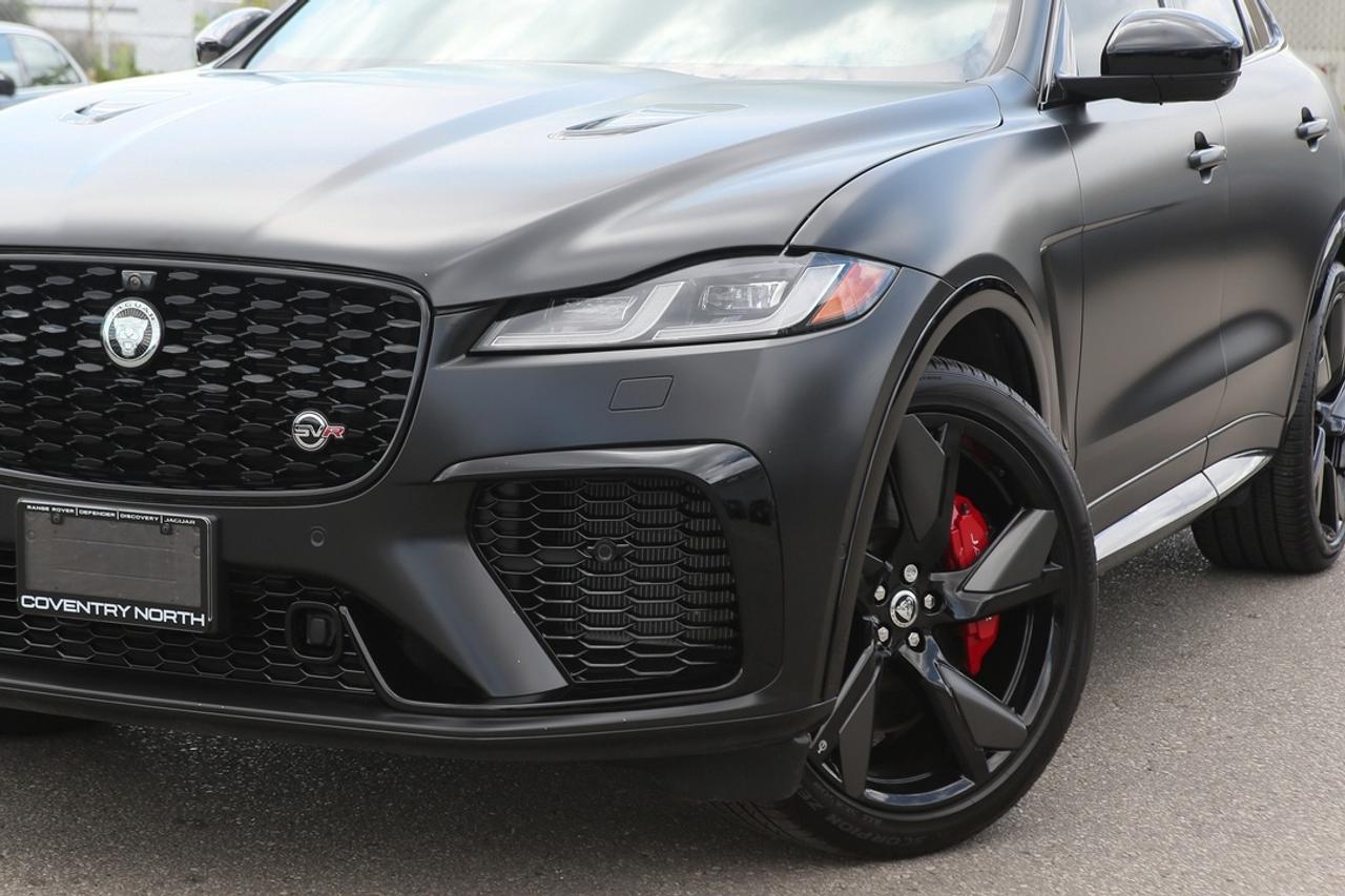 2024 Jaguar F-PACE SVR 542 HP SUPERCHARGED V8   SVR PERFORMANCE   MERIDIAN? AUDIO   PANORAMIC ROOF   ULTIMATE BRITISH PERFORMANCE SUV Photo