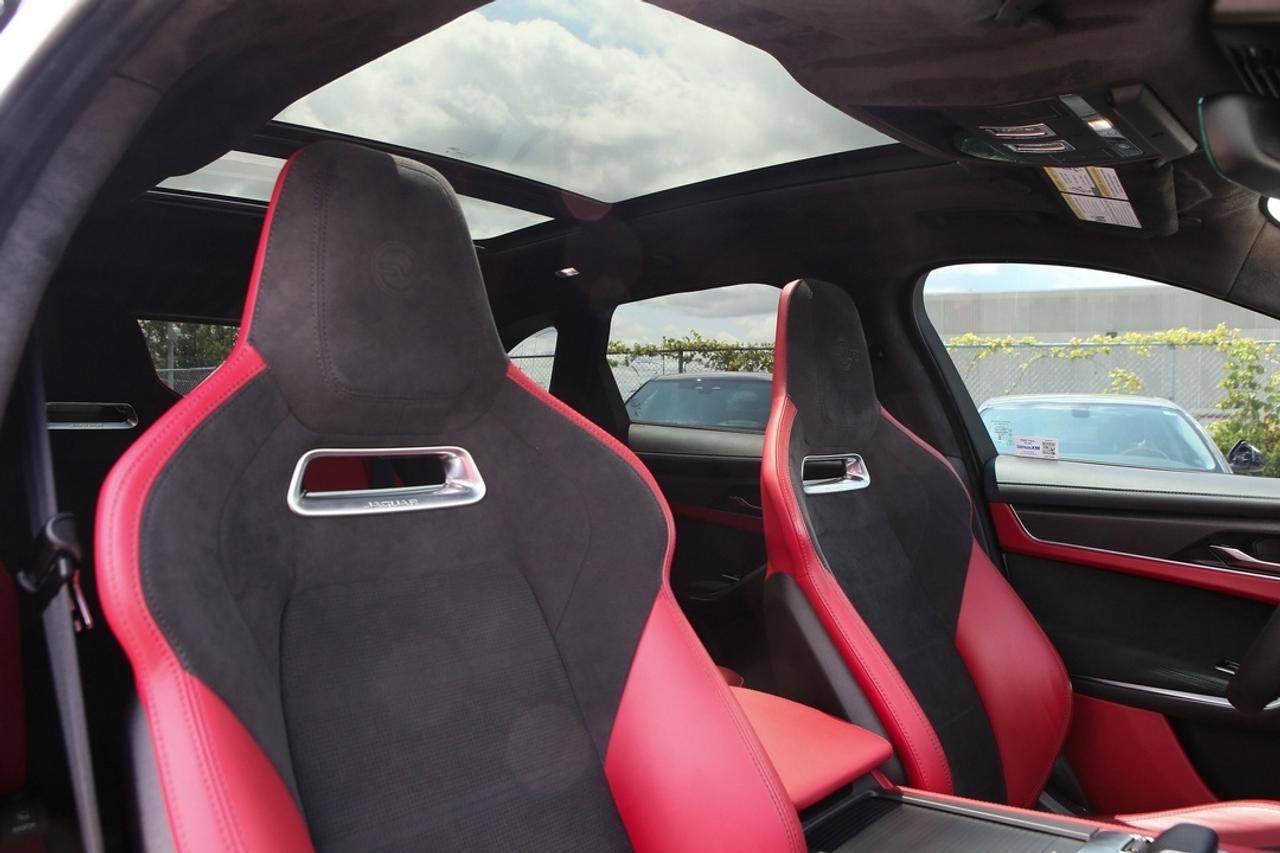 2024 Jaguar F-PACE SVR 542 HP SUPERCHARGED V8   SVR PERFORMANCE   MERIDIAN? AUDIO   PANORAMIC ROOF   ULTIMATE BRITISH PERFORMANCE SUV Photo