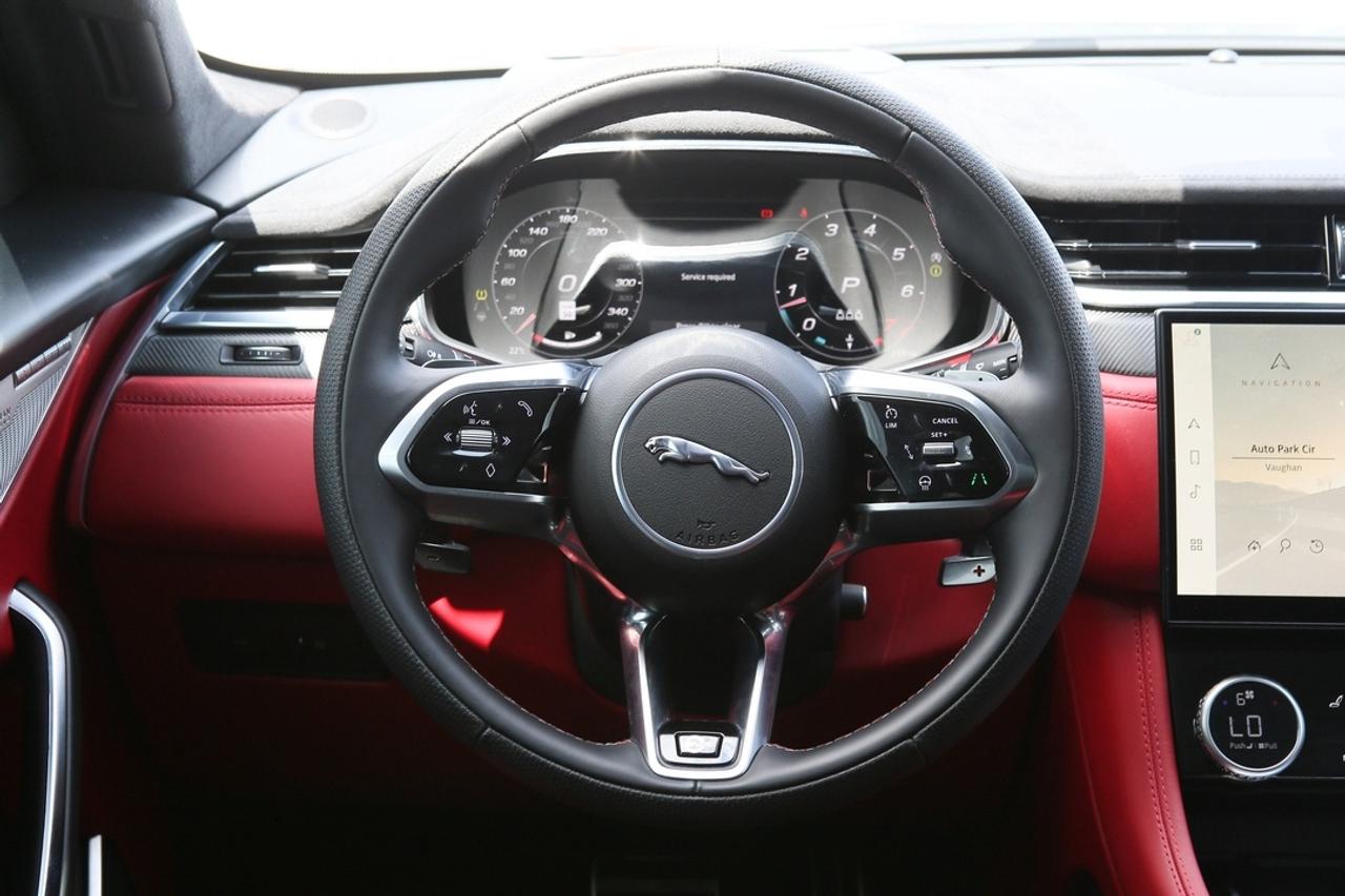 2024 Jaguar F-PACE SVR 542 HP SUPERCHARGED V8   SVR PERFORMANCE   MERIDIAN? AUDIO   PANORAMIC ROOF   ULTIMATE BRITISH PERFORMANCE SUV Photo