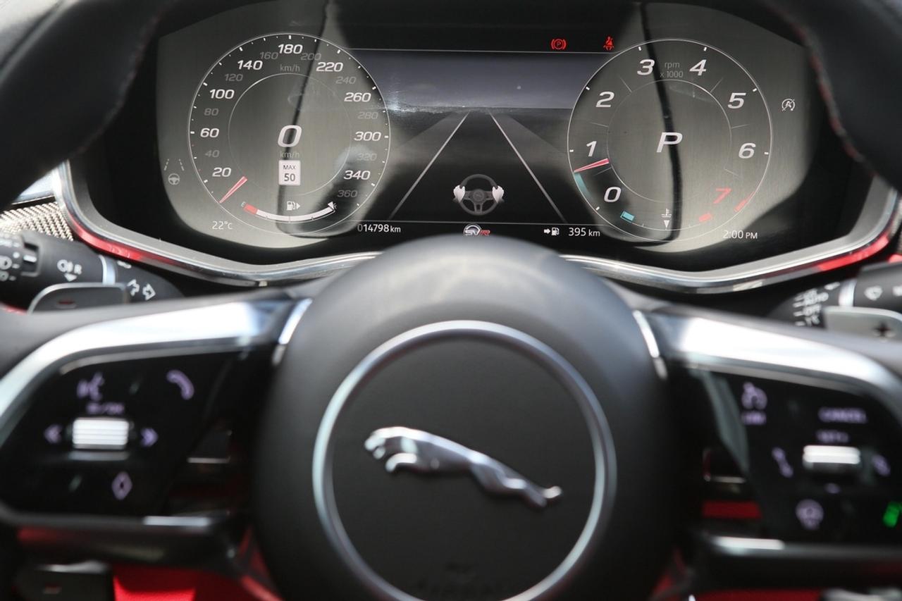 2024 Jaguar F-PACE SVR 542 HP SUPERCHARGED V8   SVR PERFORMANCE   MERIDIAN? AUDIO   PANORAMIC ROOF   ULTIMATE BRITISH PERFORMANCE SUV Photo