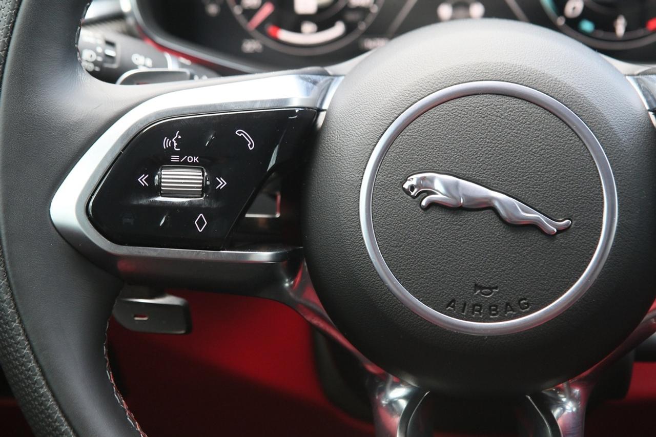 2024 Jaguar F-PACE SVR 542 HP SUPERCHARGED V8   SVR PERFORMANCE   MERIDIAN? AUDIO   PANORAMIC ROOF   ULTIMATE BRITISH PERFORMANCE SUV Photo