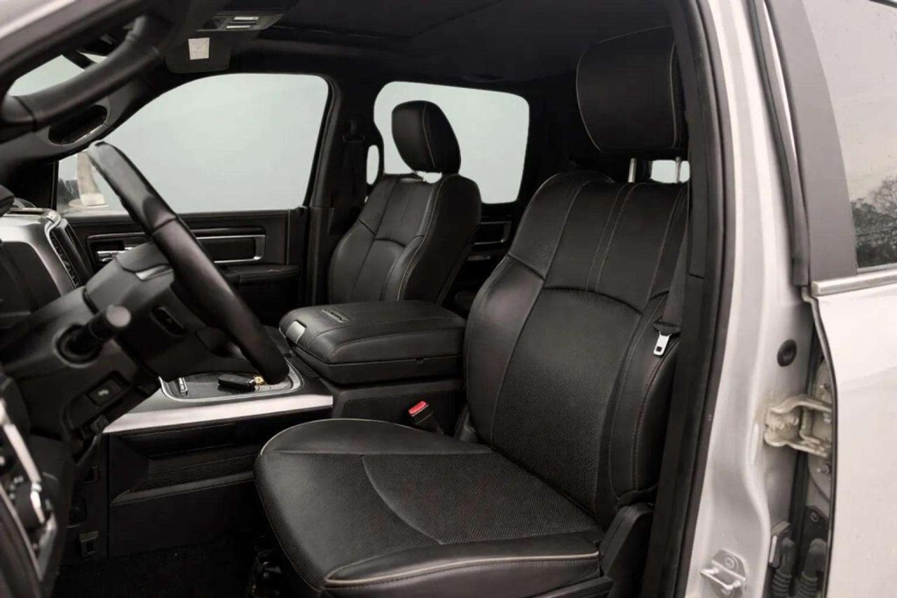 2016 RAM 1500 Crew Cab 140.5 LIMITED Photo