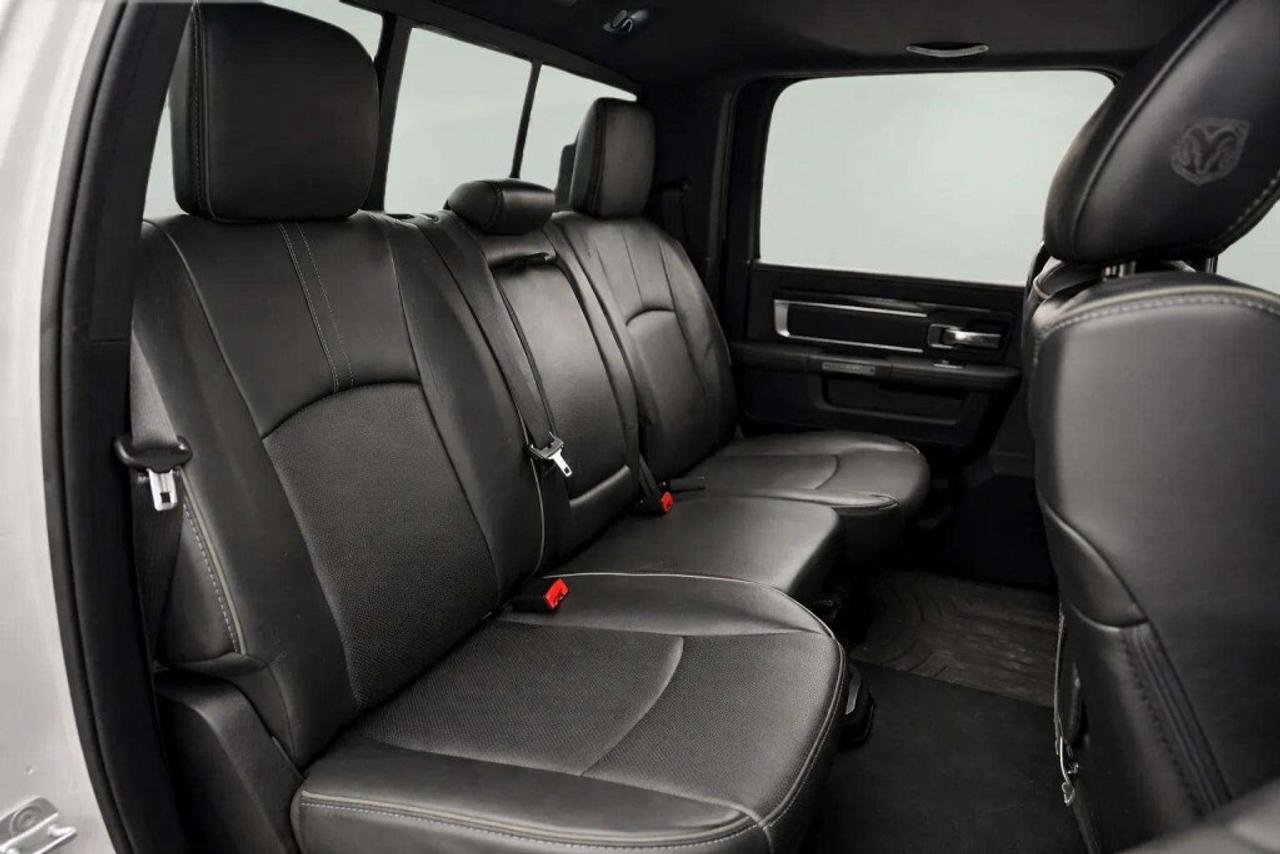 2016 RAM 1500 Crew Cab 140.5 LIMITED Photo