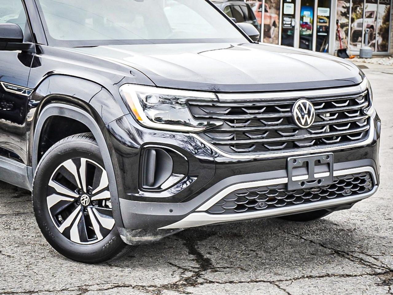 2025 Volkswagen Atlas Cross Sport  Photo