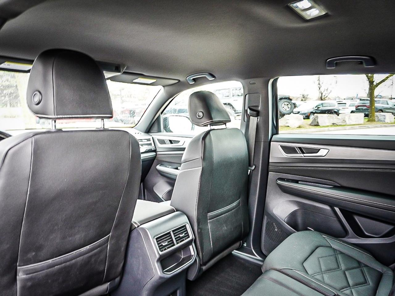 2025 Volkswagen Atlas Cross Sport  Photo