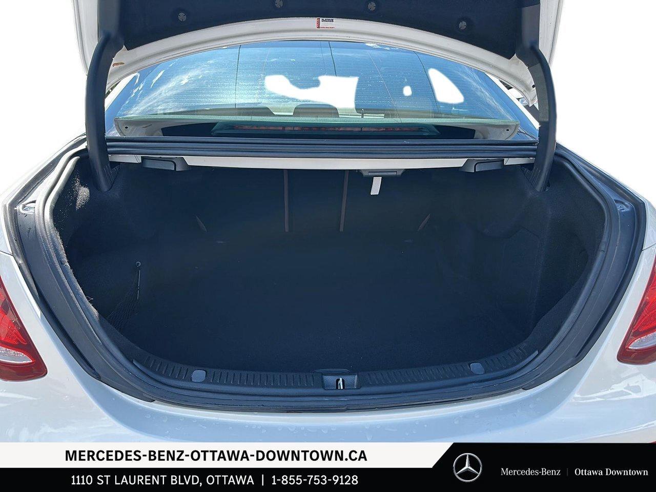2017 Mercedes-Benz E400 4MATIC Sedan Premium Package   Designo Diamond Whi Photo
