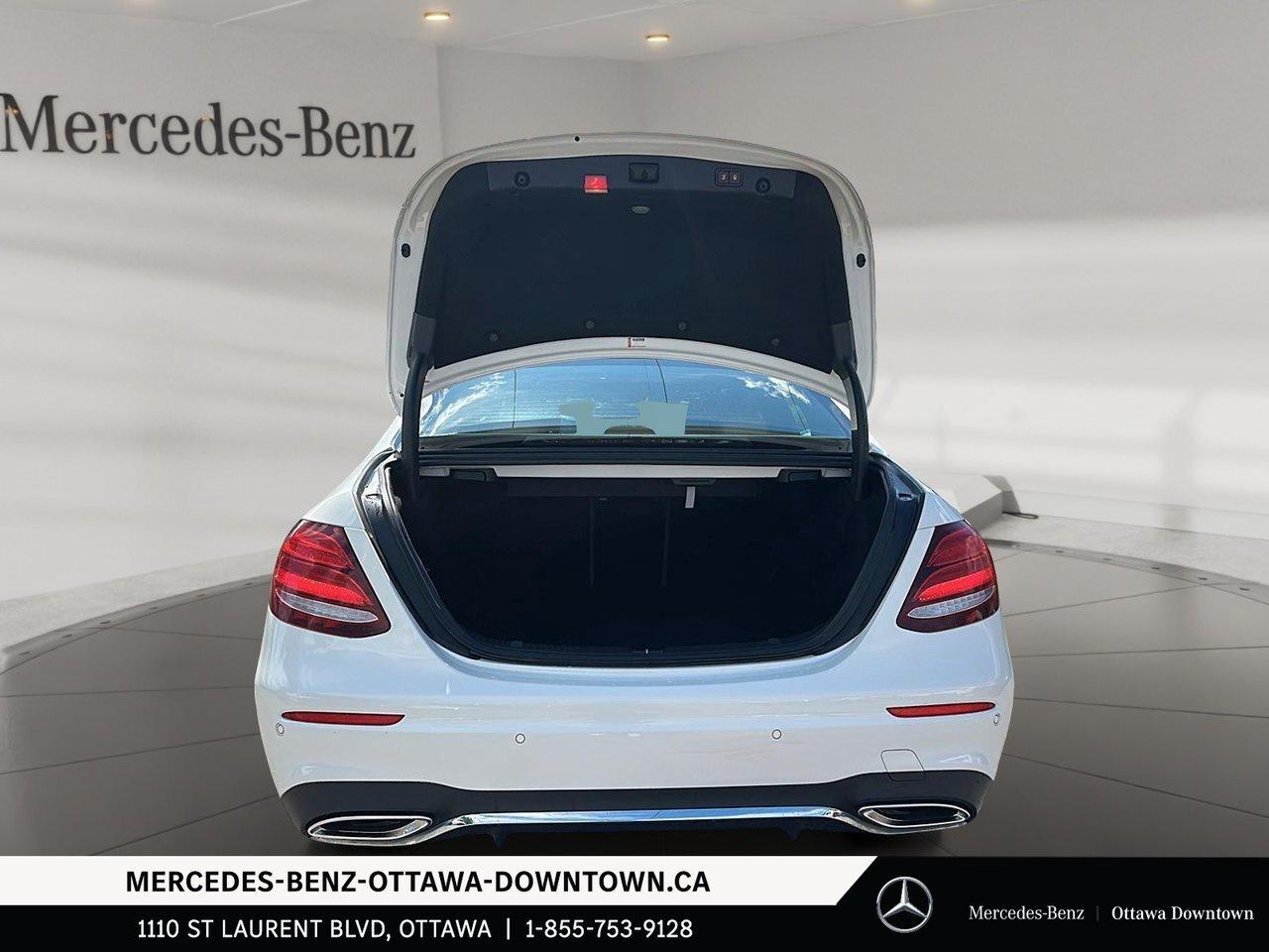 2017 Mercedes-Benz E400 4MATIC Sedan Premium Package   Designo Diamond Whi Photo
