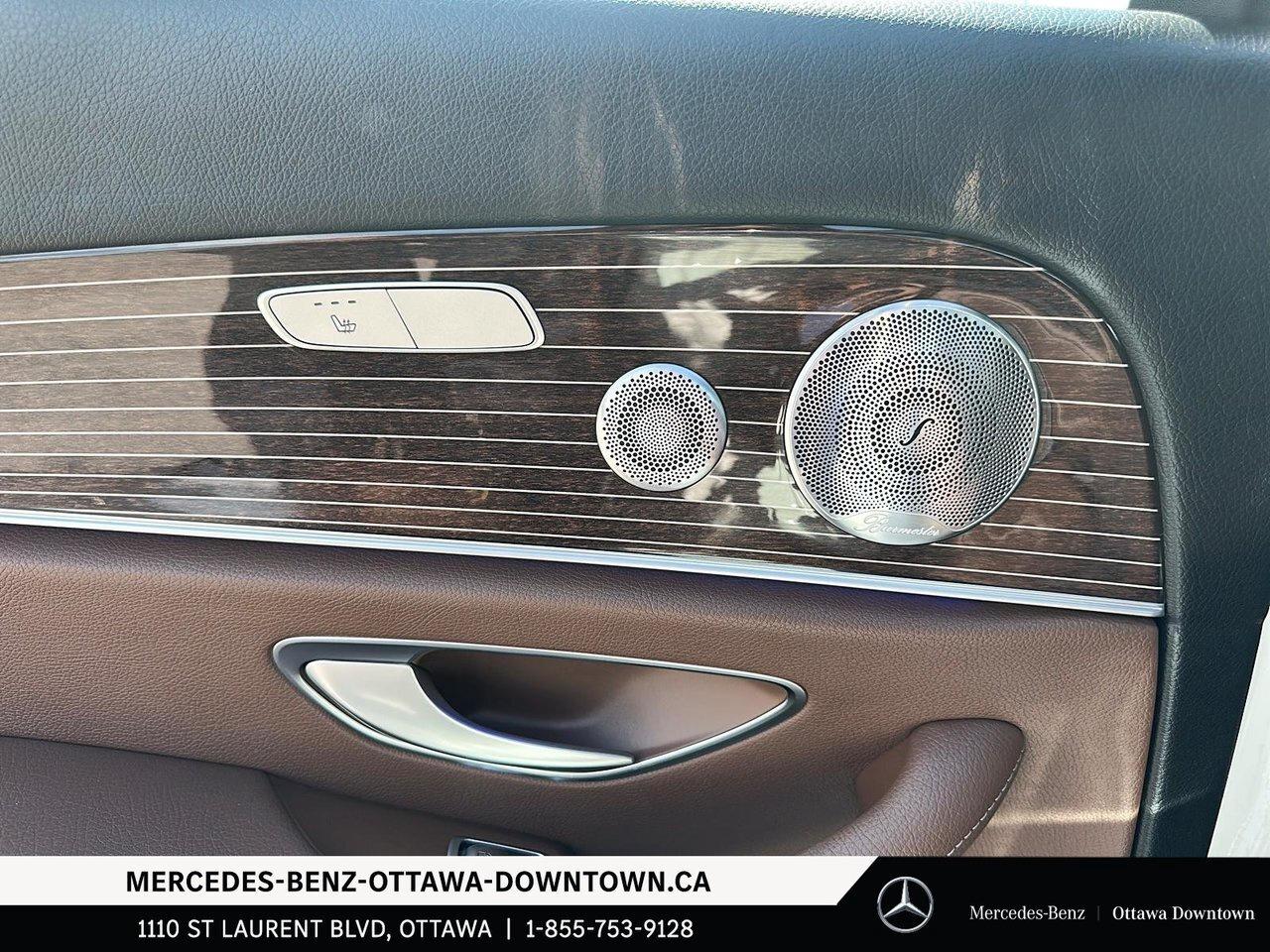 2017 Mercedes-Benz E400 4MATIC Sedan Premium Package   Designo Diamond Whi Photo