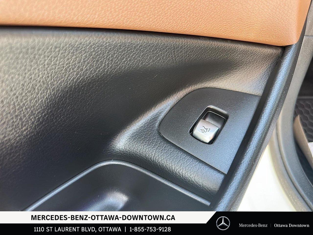 2017 Mercedes-Benz E400 4MATIC Sedan Premium Package   Designo Diamond Whi Photo