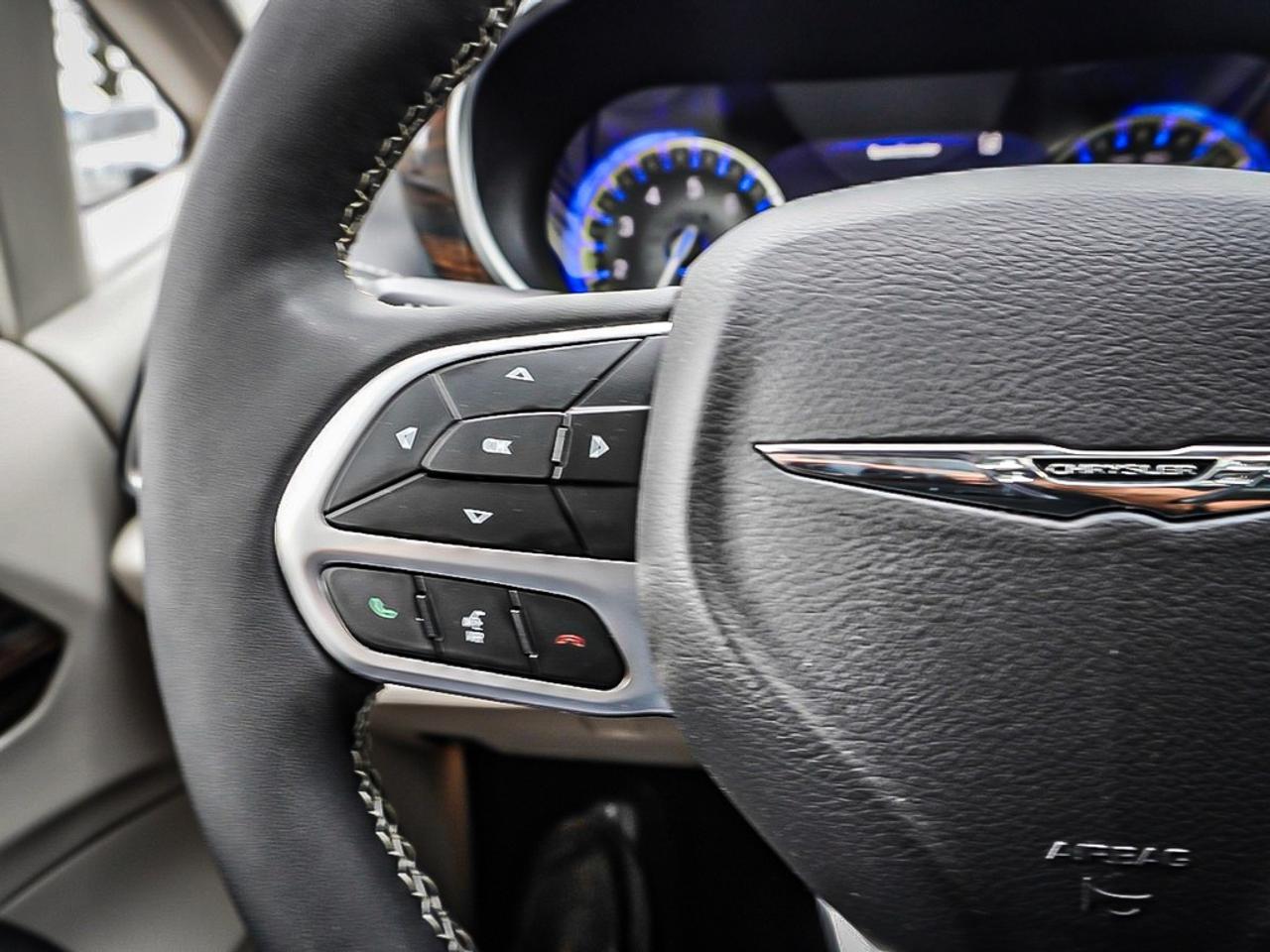 2024 Chrysler Pacifica  Photo